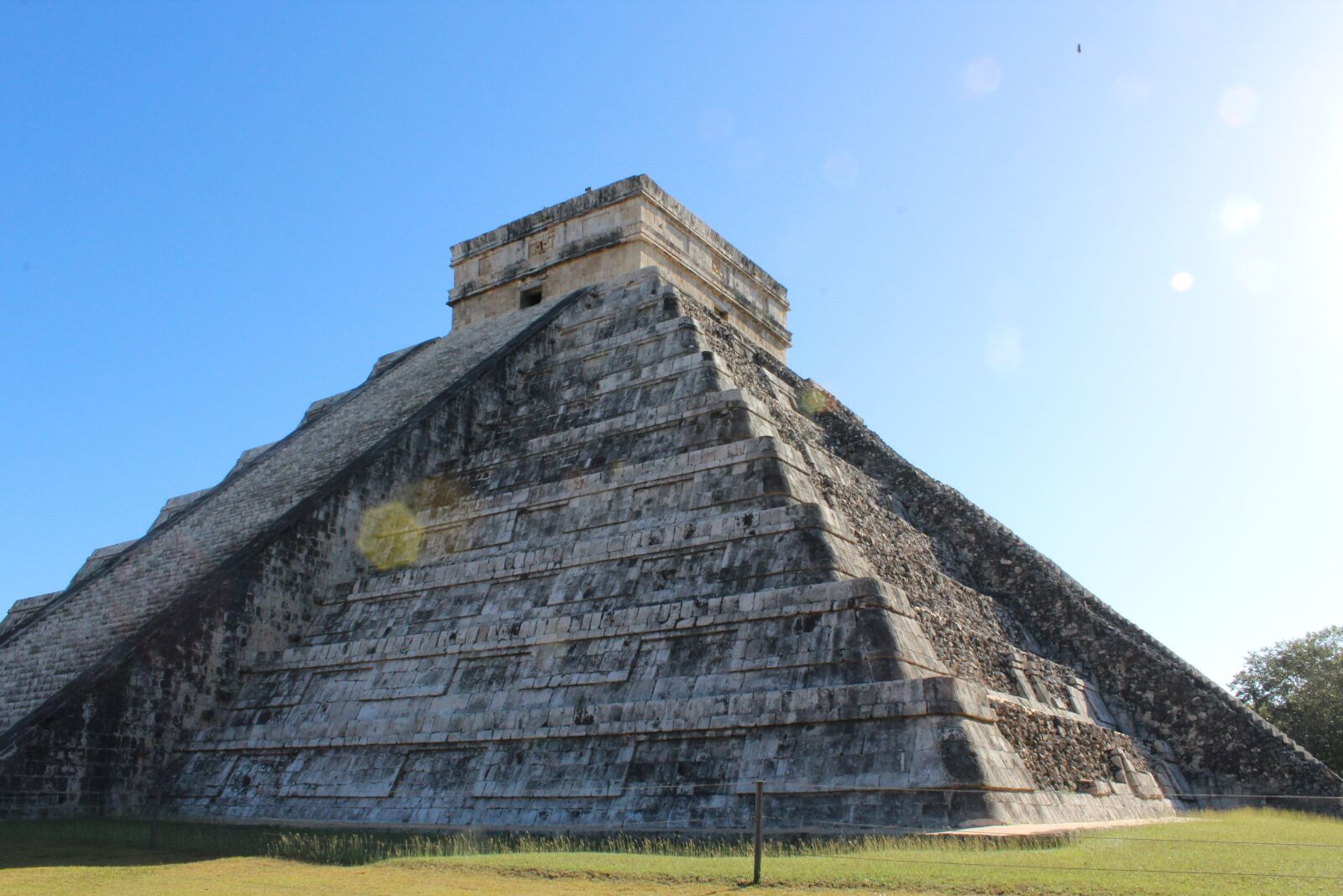 Canon EOS 1200D (EOS Rebel T5 / EOS Kiss X70 / EOS Hi) sample photo. Mexico, chichen itza, pyramid photography