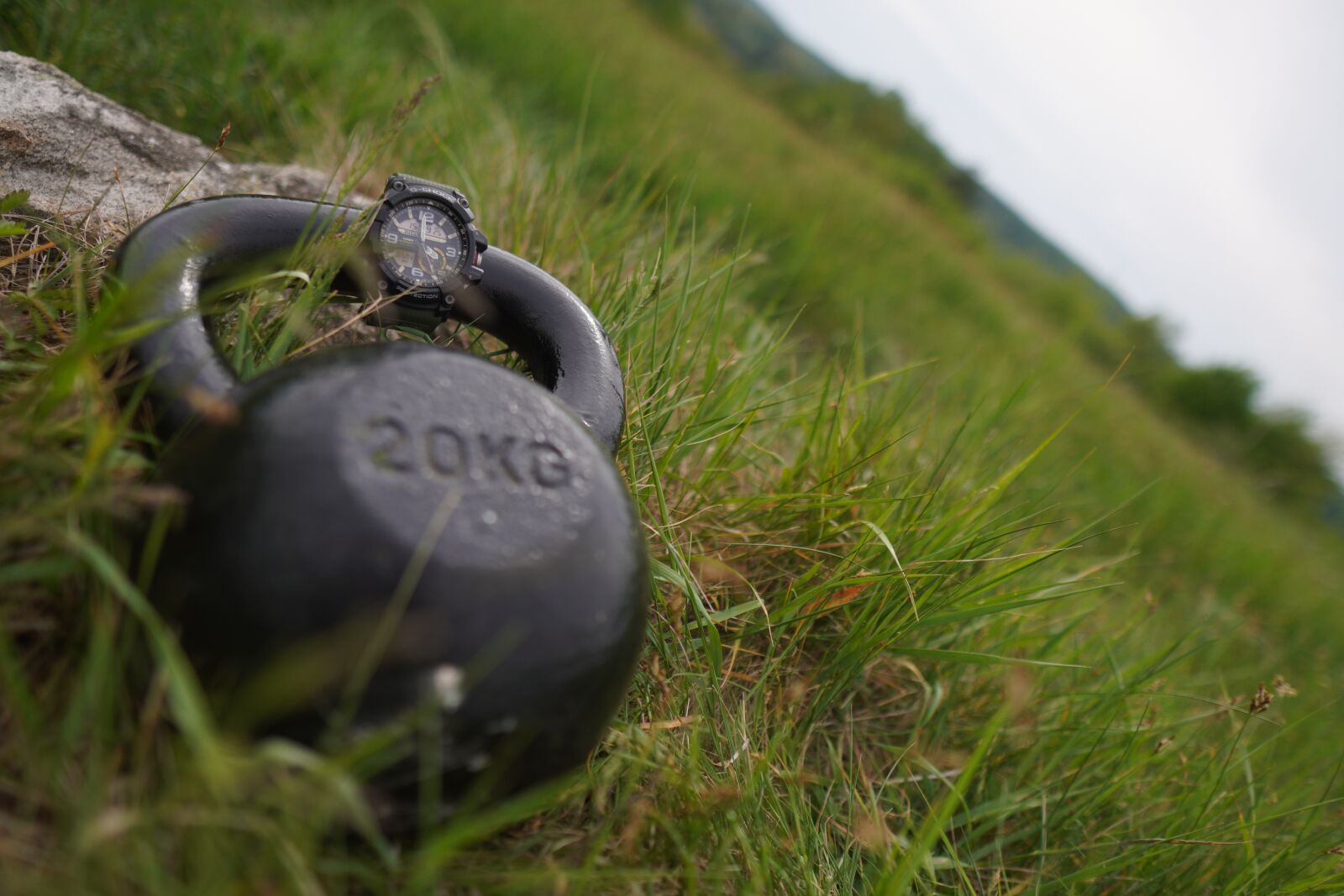 Sony a6400 + Sigma 16mm F1.4 DC DN | C sample photo. Kettlebell, exercise, crossfit photography