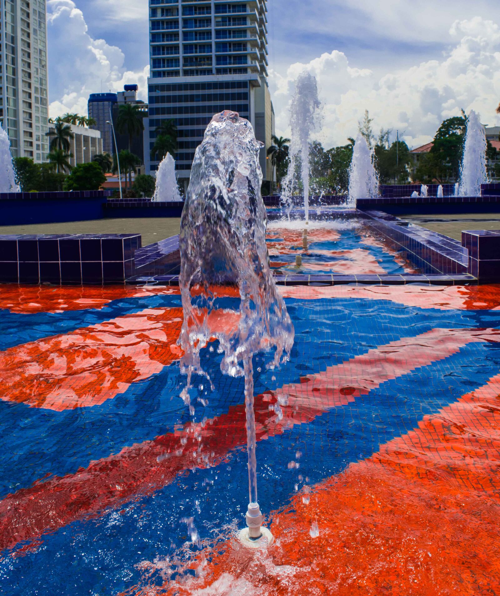 Nikon D3300 sample photo. City, park, fountain photography