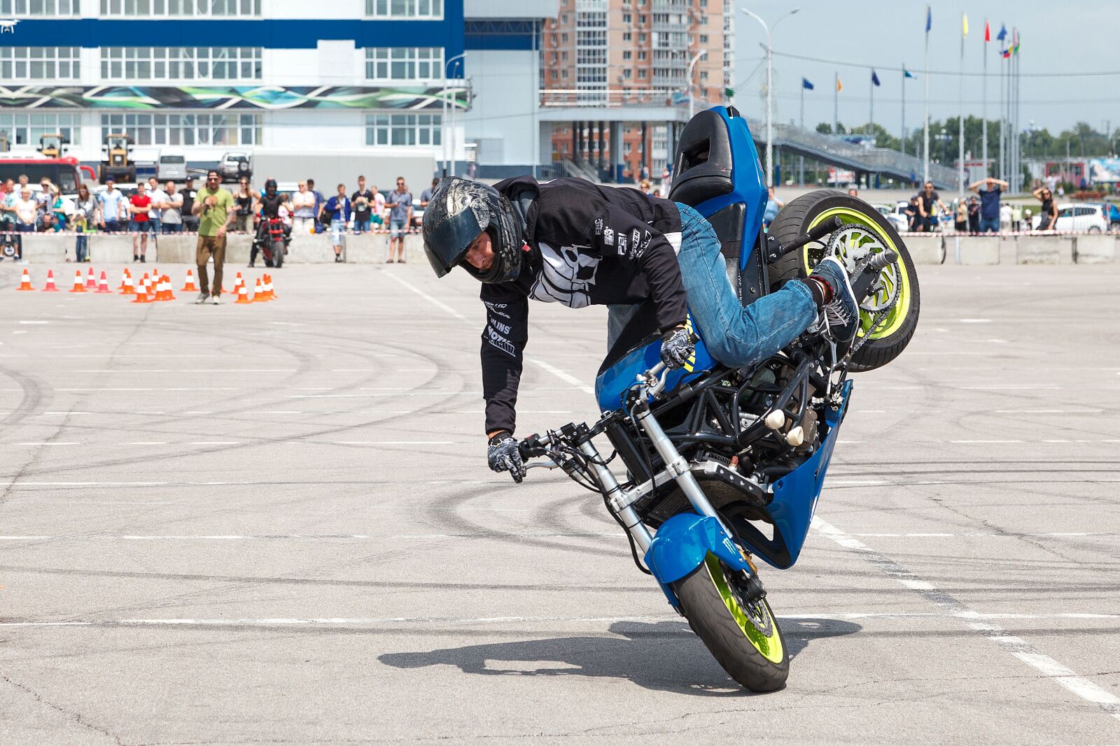 Canon EOS 5D Mark II + Canon EF 24-105mm F4L IS USM sample photo. Biker, bike show, motorcycle photography