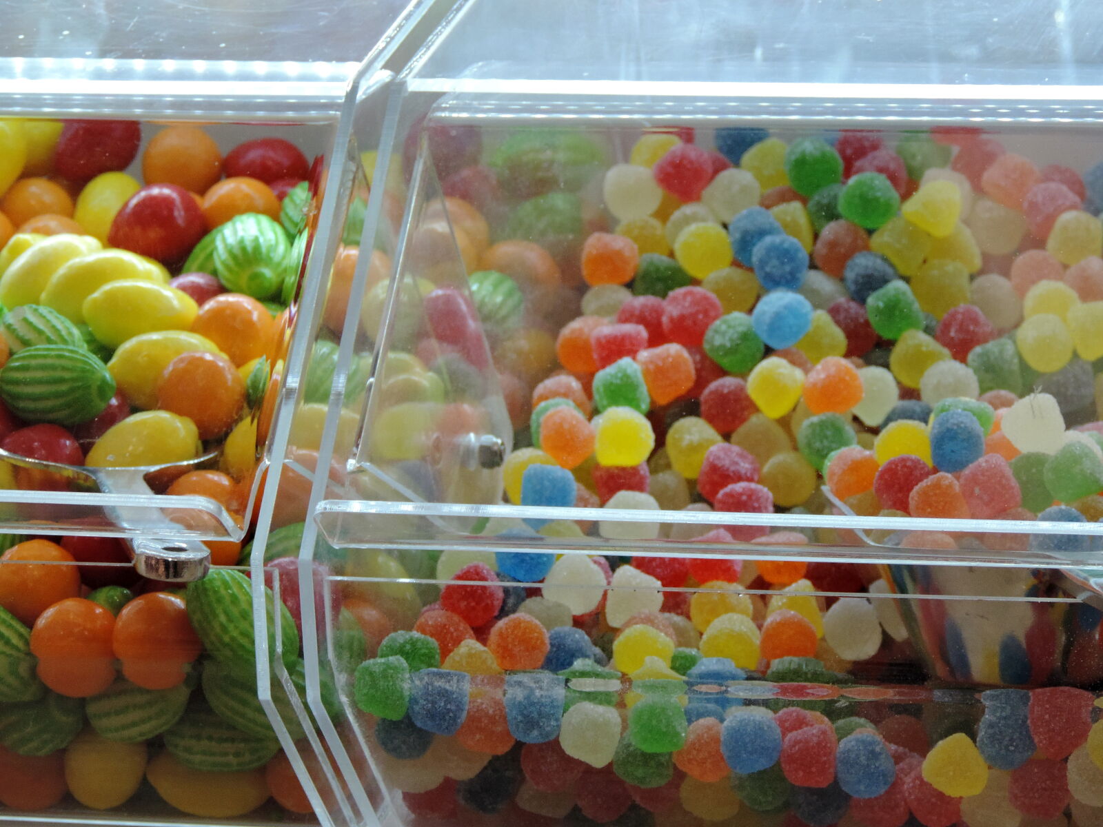 Nikon Coolpix P520 sample photo. Food, gelatin, shop, sugar photography