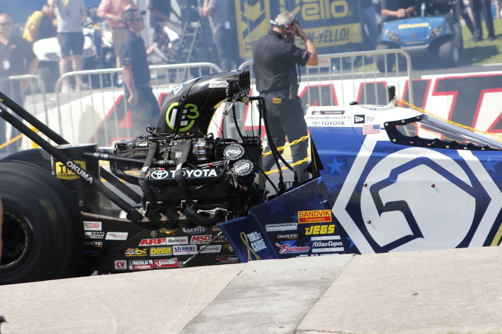 Canon EOS 550D (EOS Rebel T2i / EOS Kiss X4) sample photo. Top, fuel, dragster photography
