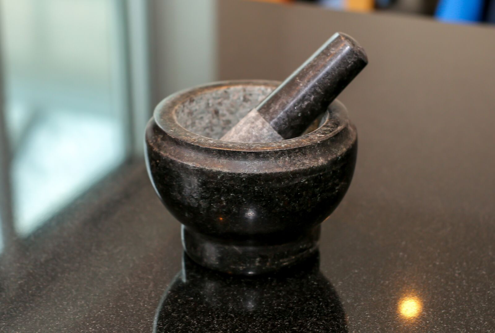 Canon EOS 5D Mark III sample photo. Mortar and pestle, pestle photography