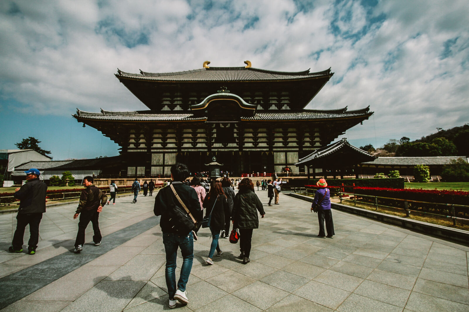 Canon EOS 600D (Rebel EOS T3i / EOS Kiss X5) sample photo. Japan, japanese, culture, temple photography