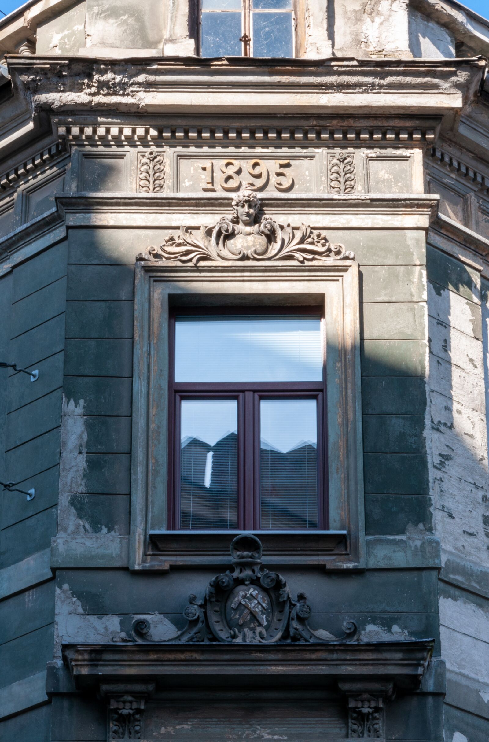 Nikon D90 sample photo. Window, building, architecture photography