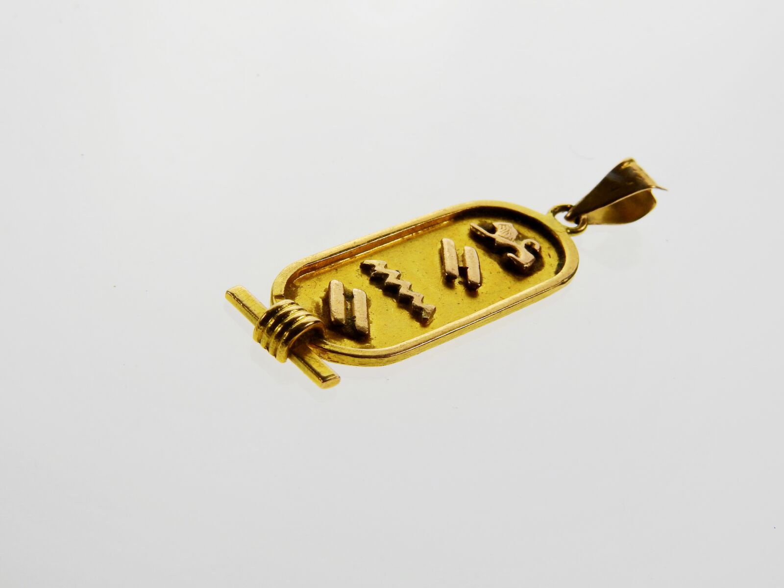 Nikon Coolpix P900 sample photo. Jewellery, beautiful, beauty photography