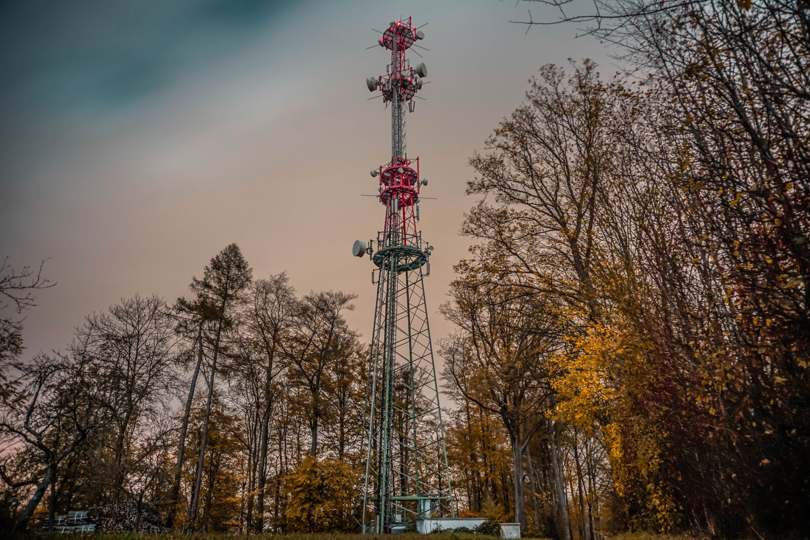 Sony a6000 sample photo. Autumn, cloudy, long, exposure photography