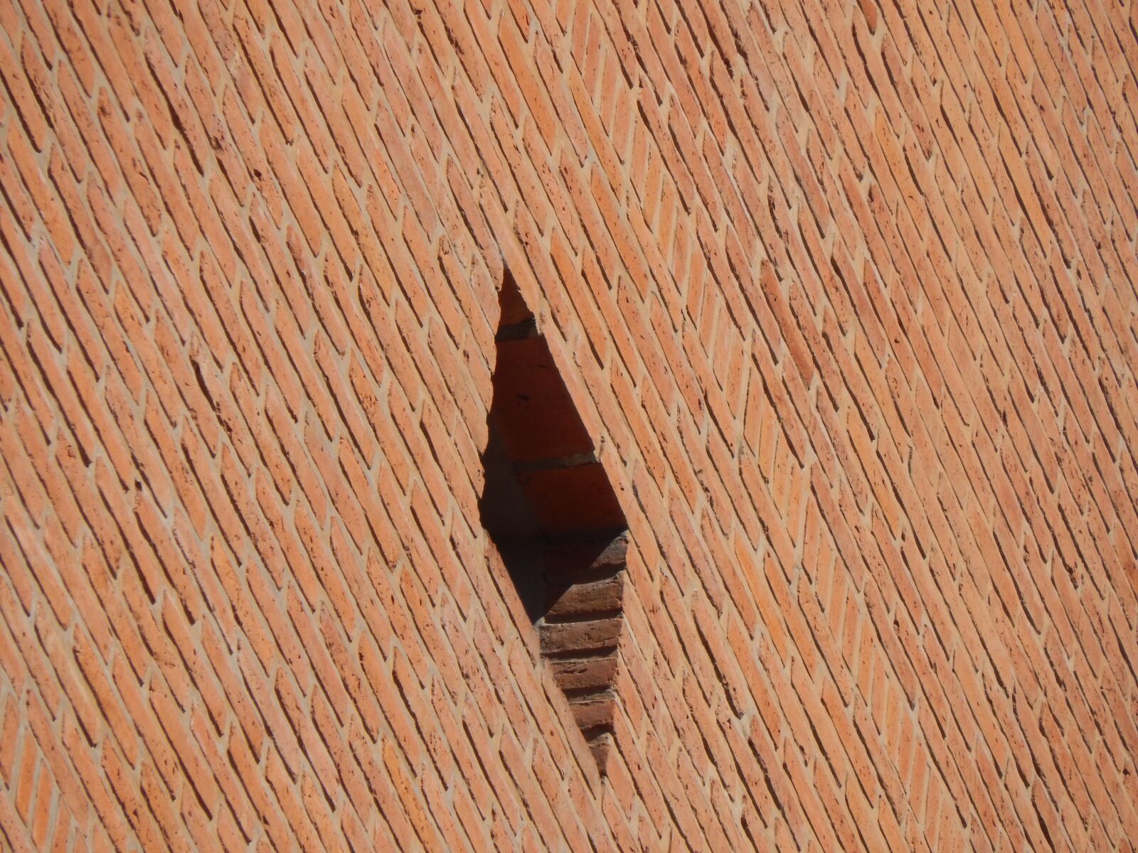 Nikon Coolpix L820 sample photo. Wall, bricks, window photography