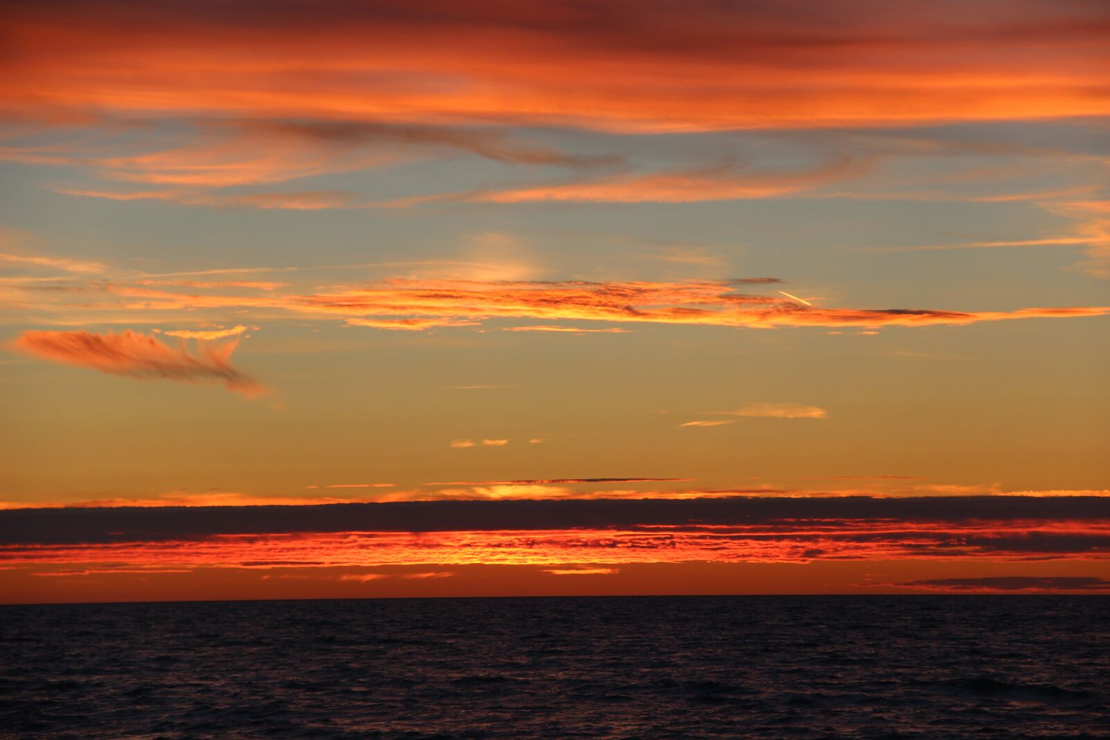 Canon EOS 600D (Rebel EOS T3i / EOS Kiss X5) sample photo. Sunset, beach, italy photography