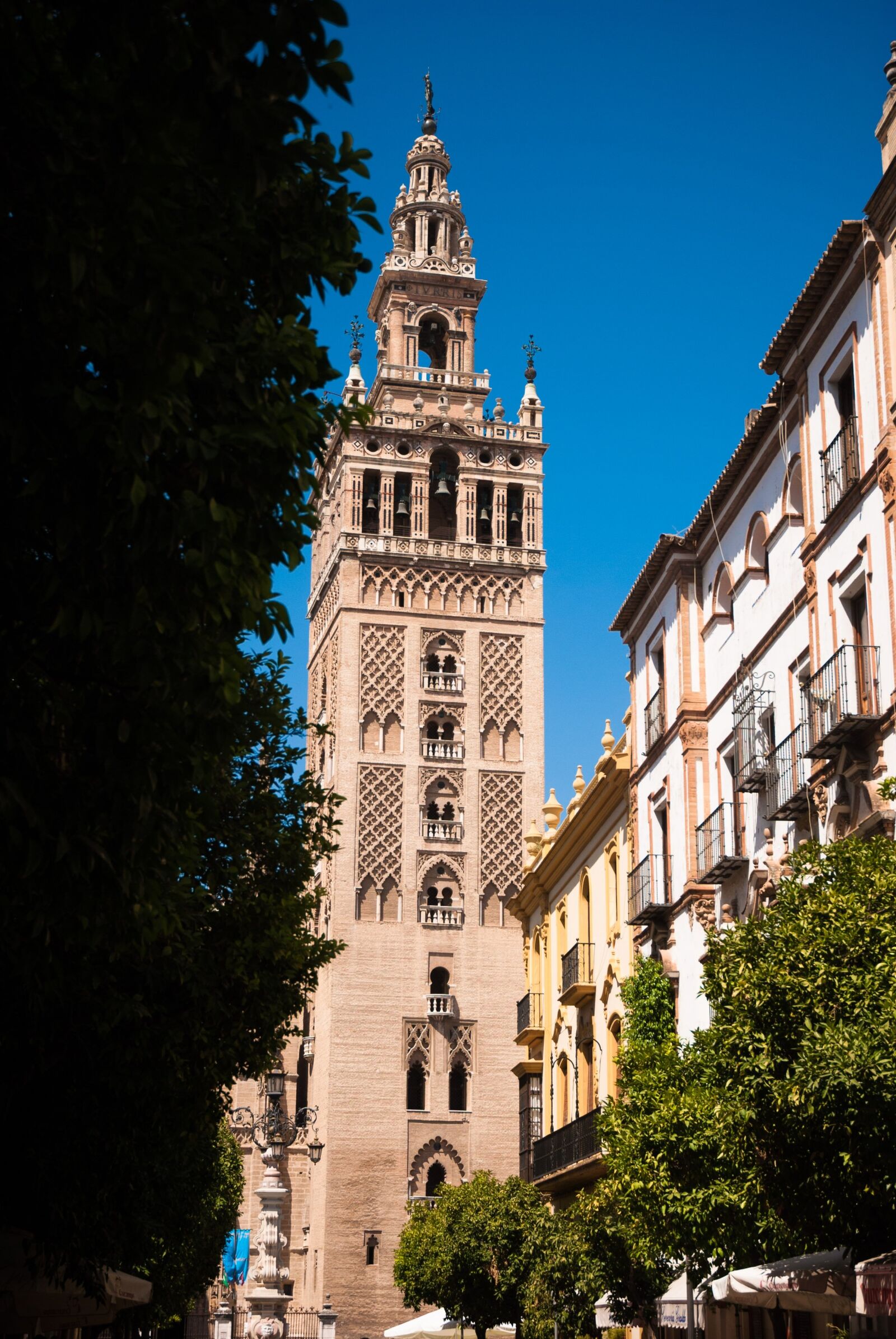 Nikon D3000 sample photo. Sevilla, spain, church photography