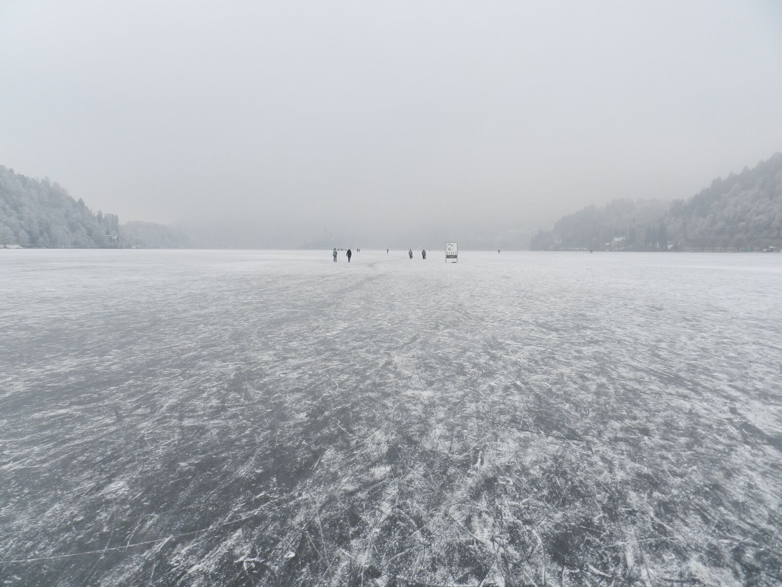 Nikon Coolpix P500 sample photo. Ice, island, lake photography