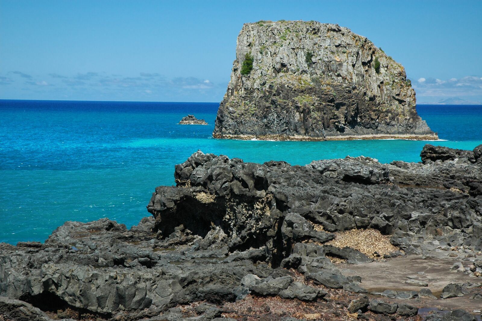 Nikon D70 sample photo. Island, rock, seascape photography
