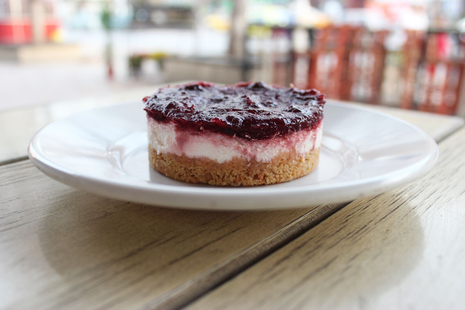 Canon EOS 600D (Rebel EOS T3i / EOS Kiss X5) sample photo. Cake, sweet, food photography