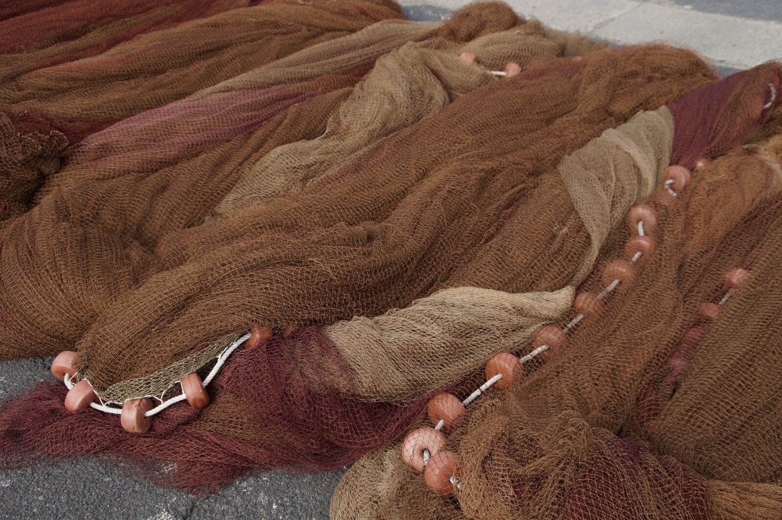 Sony SLT-A58 sample photo. Fishing nets, networks, dry photography