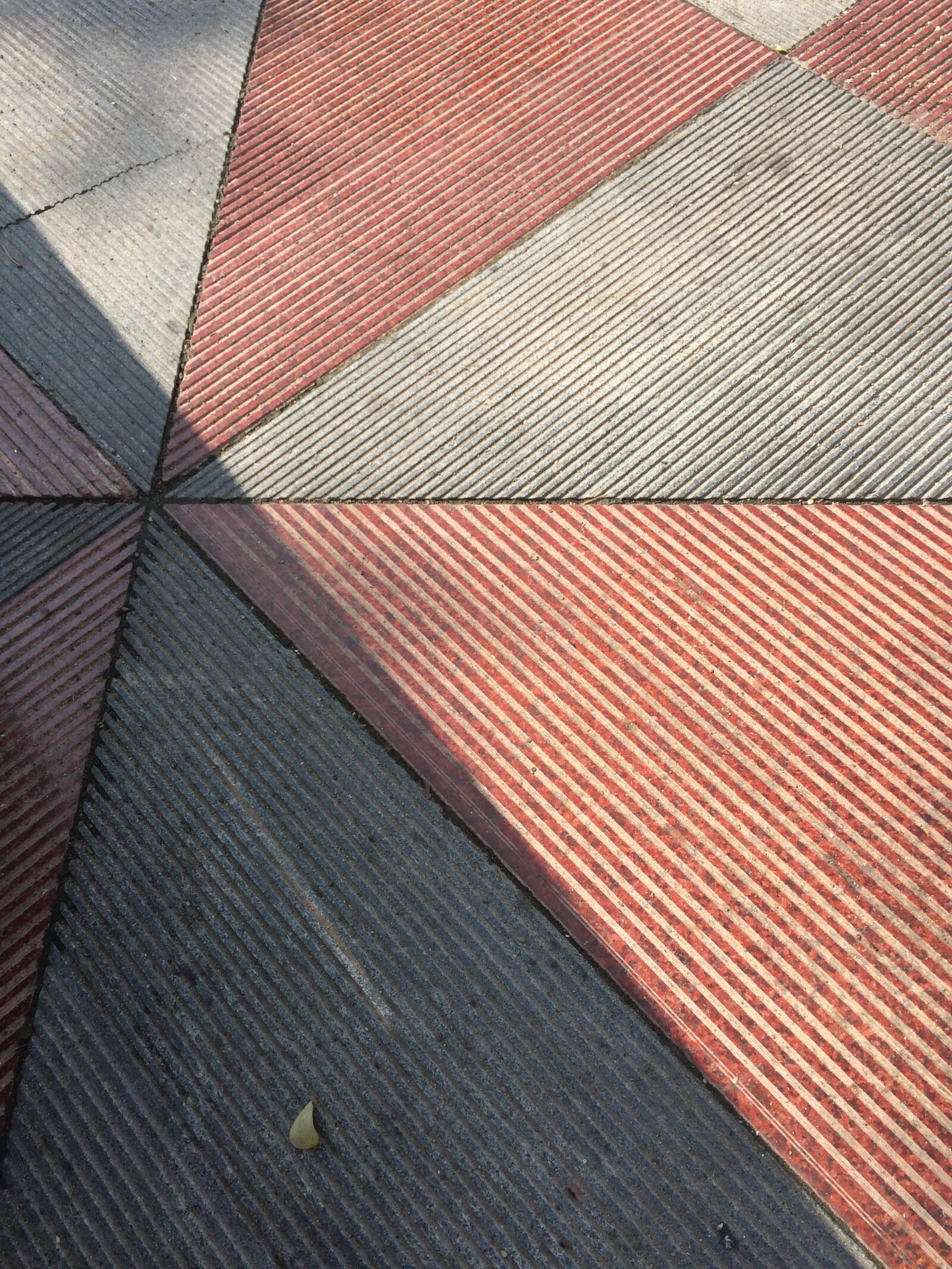 Apple iPhone 5s sample photo. Shadow, triangle, geometric photography