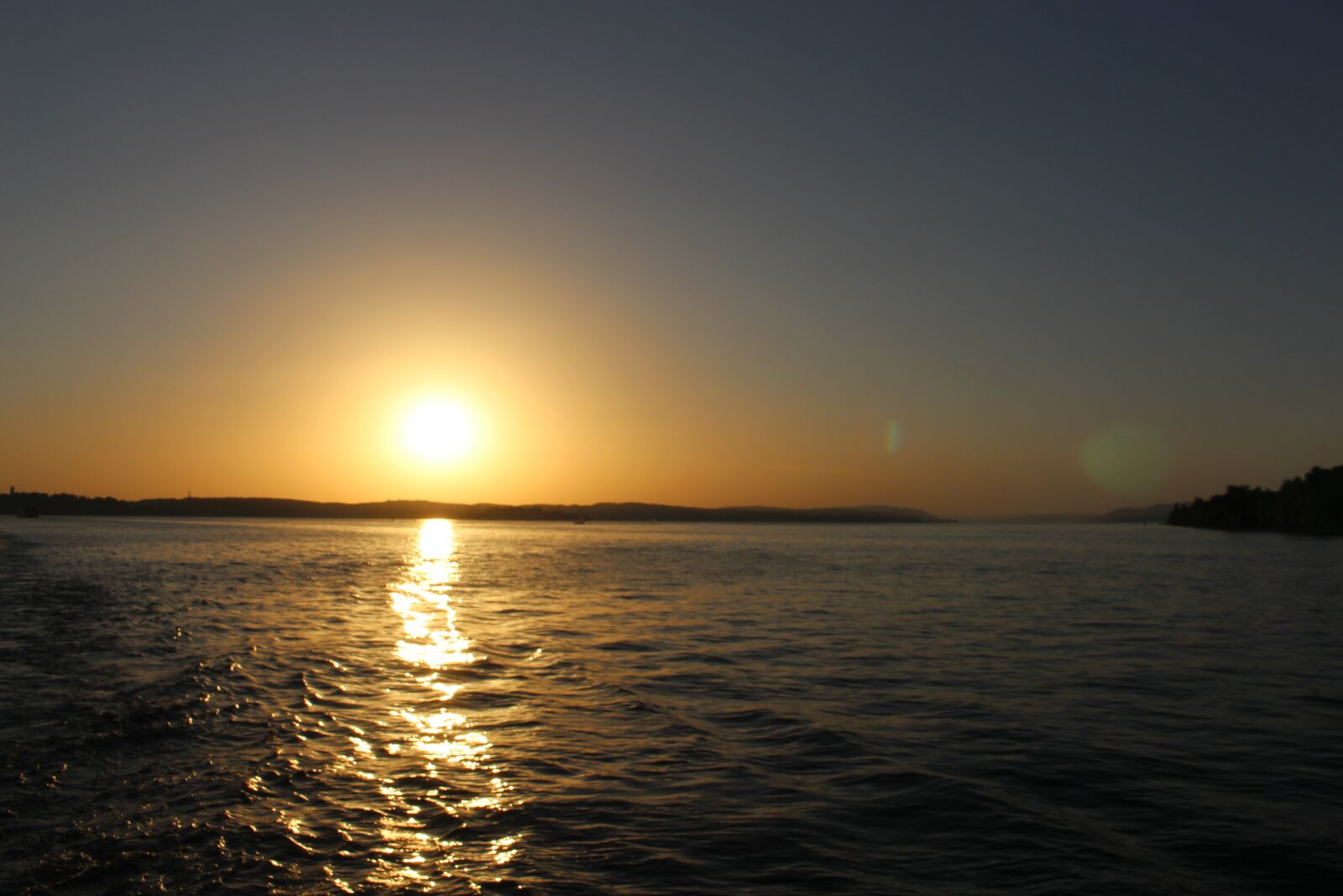 Canon EOS 700D (EOS Rebel T5i / EOS Kiss X7i) sample photo. Sunset, lake constance, lake photography
