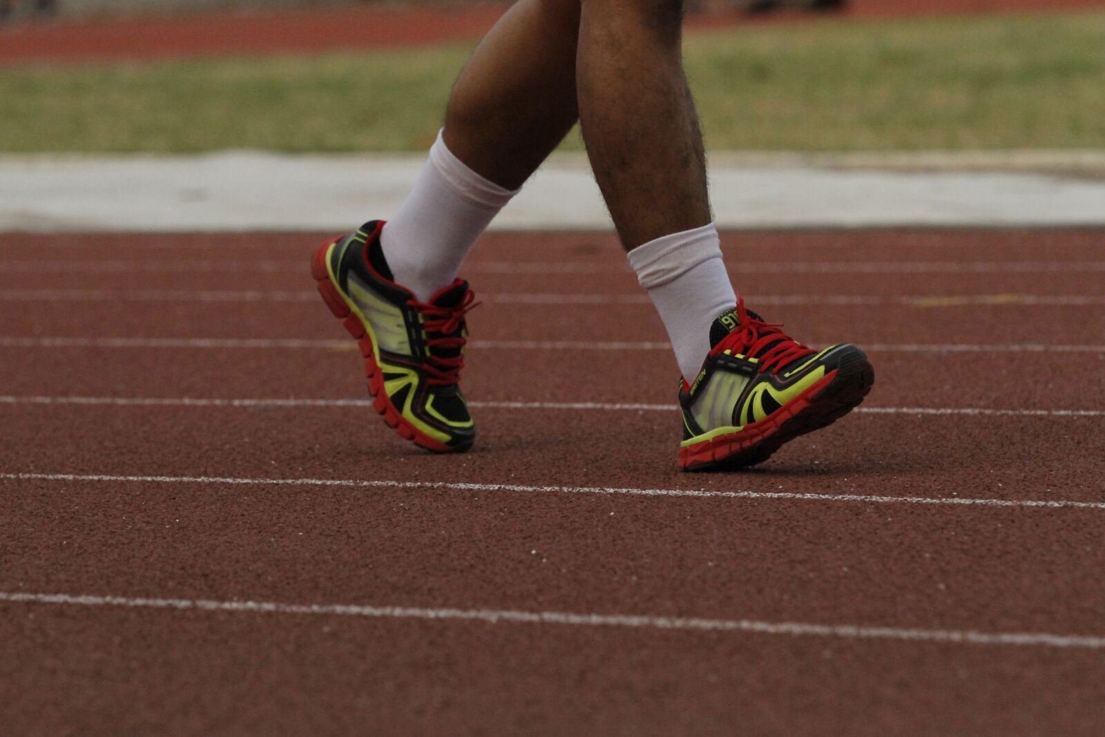 Canon EOS 7D sample photo. Running, walking, sport photography