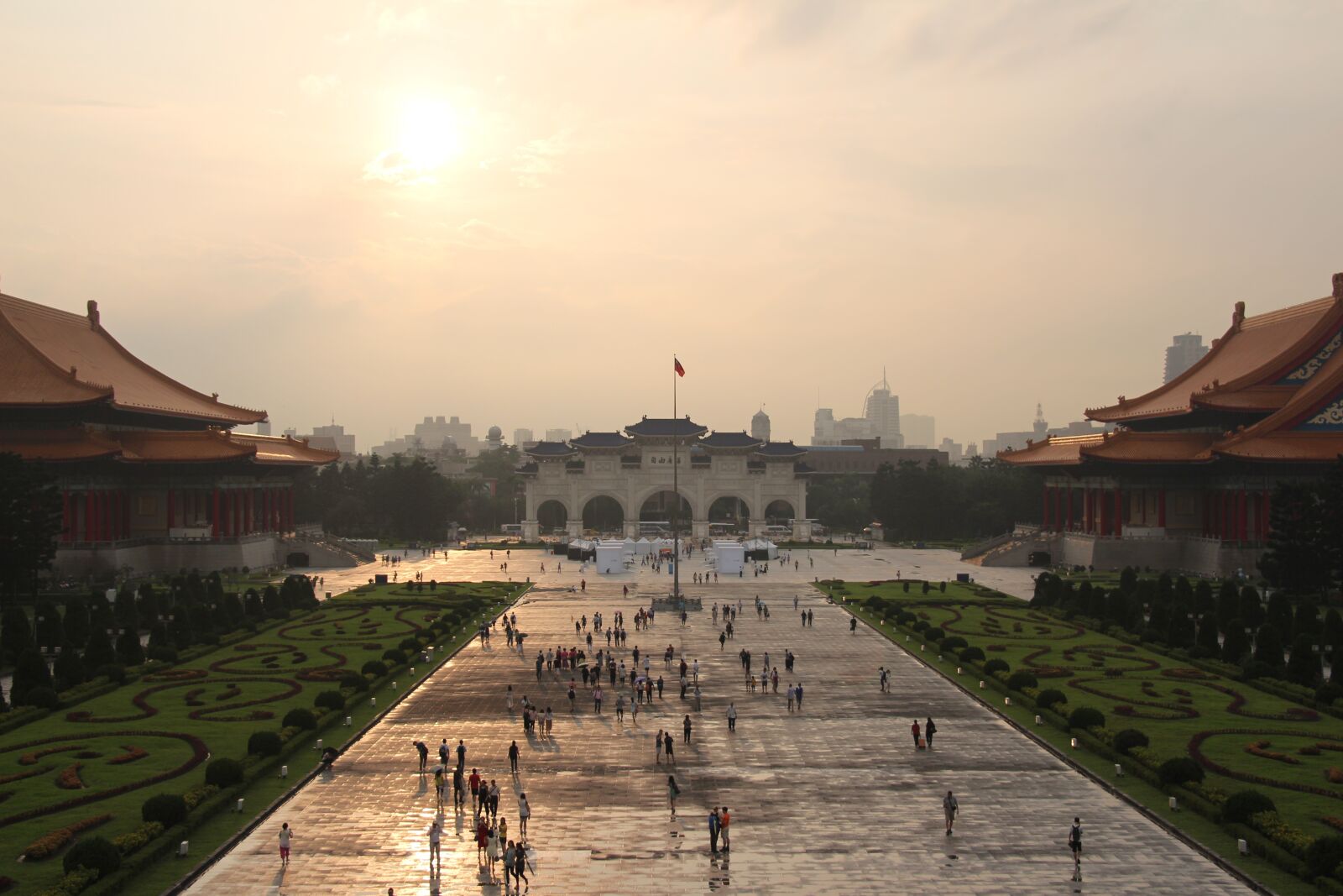 Canon EOS 650D (EOS Rebel T4i / EOS Kiss X6i) sample photo. Taiwan, sun yat sen photography