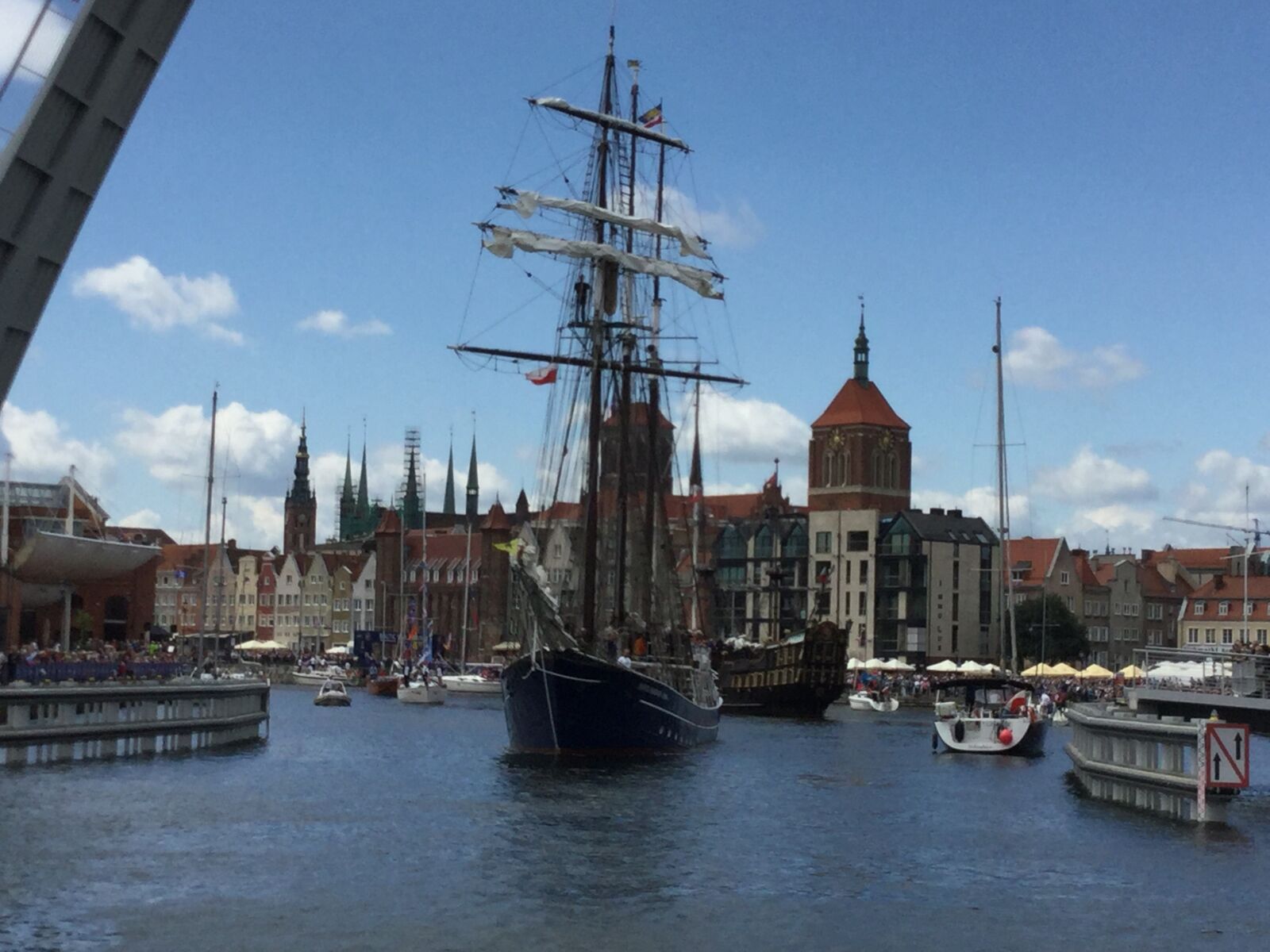 Apple iPad mini 4 sample photo. Yacht, gdańsk, regatta photography