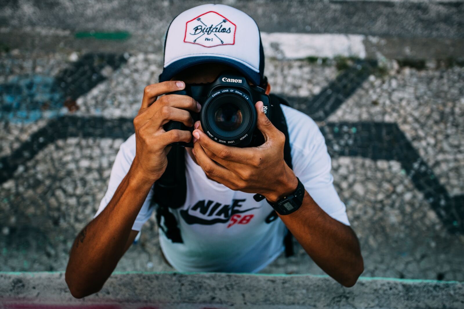 Canon EOS 6D + Canon EF 17-40mm F4L USM sample photo. Canon, nike, photographer photography