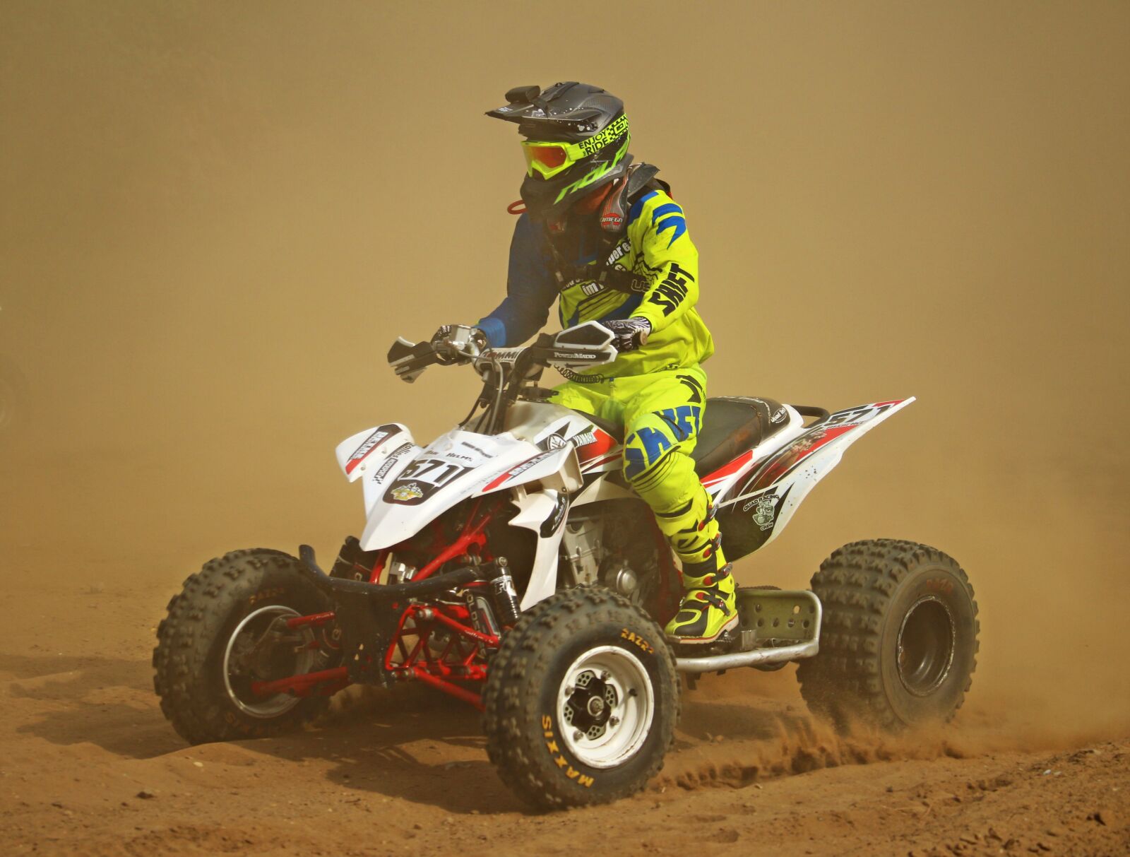 Canon EOS 100D (EOS Rebel SL1 / EOS Kiss X7) sample photo. Quad, cross, motocross photography
