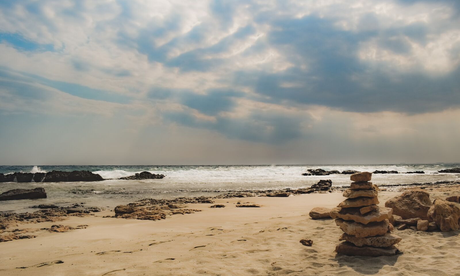Nikon D3300 sample photo. Beach, sand, stones photography