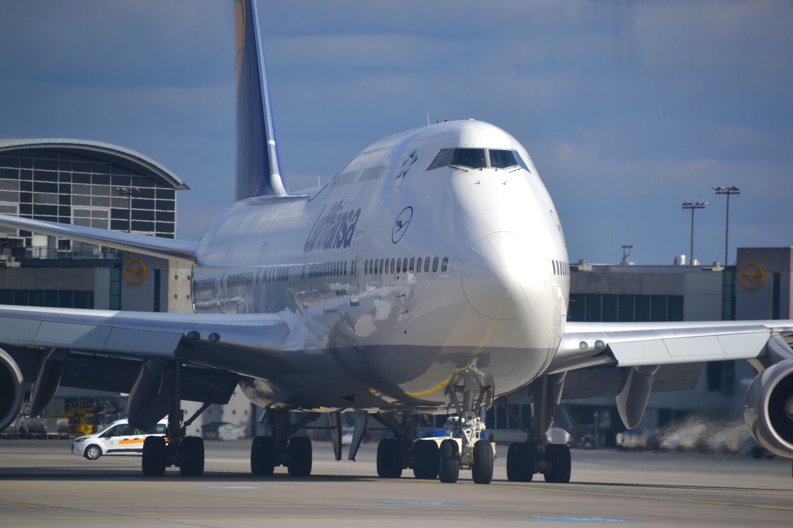 Nikon D3100 sample photo. Boeing 747, aircraft, airliner photography