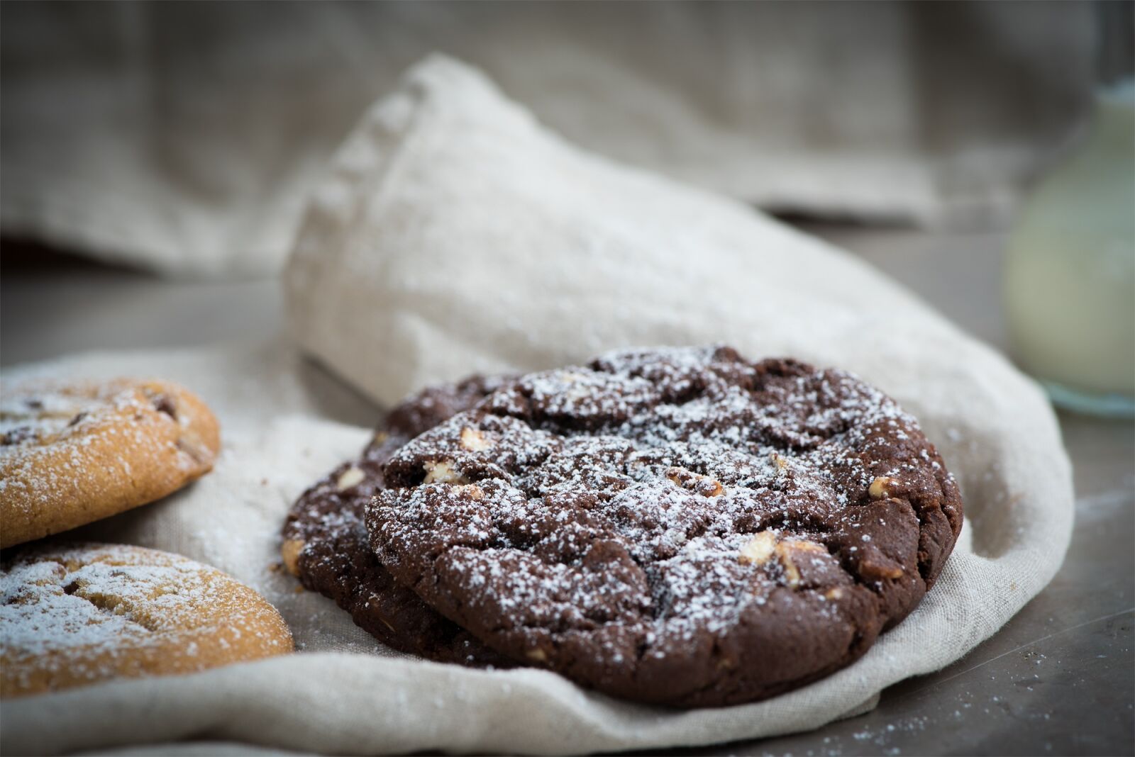 Nikon D750 sample photo. Cookie, dark cookie, chocolate photography