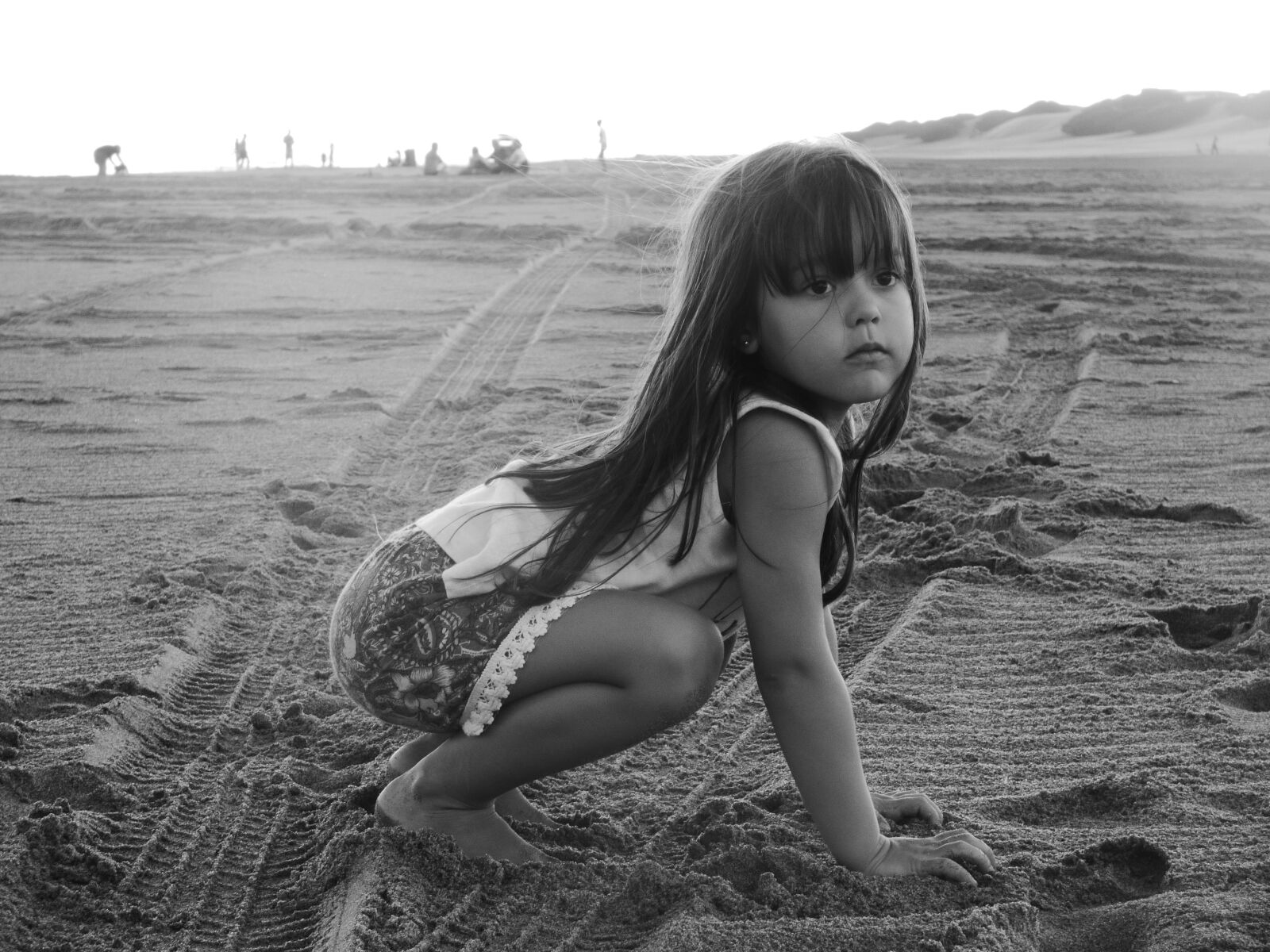 Panasonic Lumix DMC-FZ70 sample photo. Beach, child, daughter, dream photography