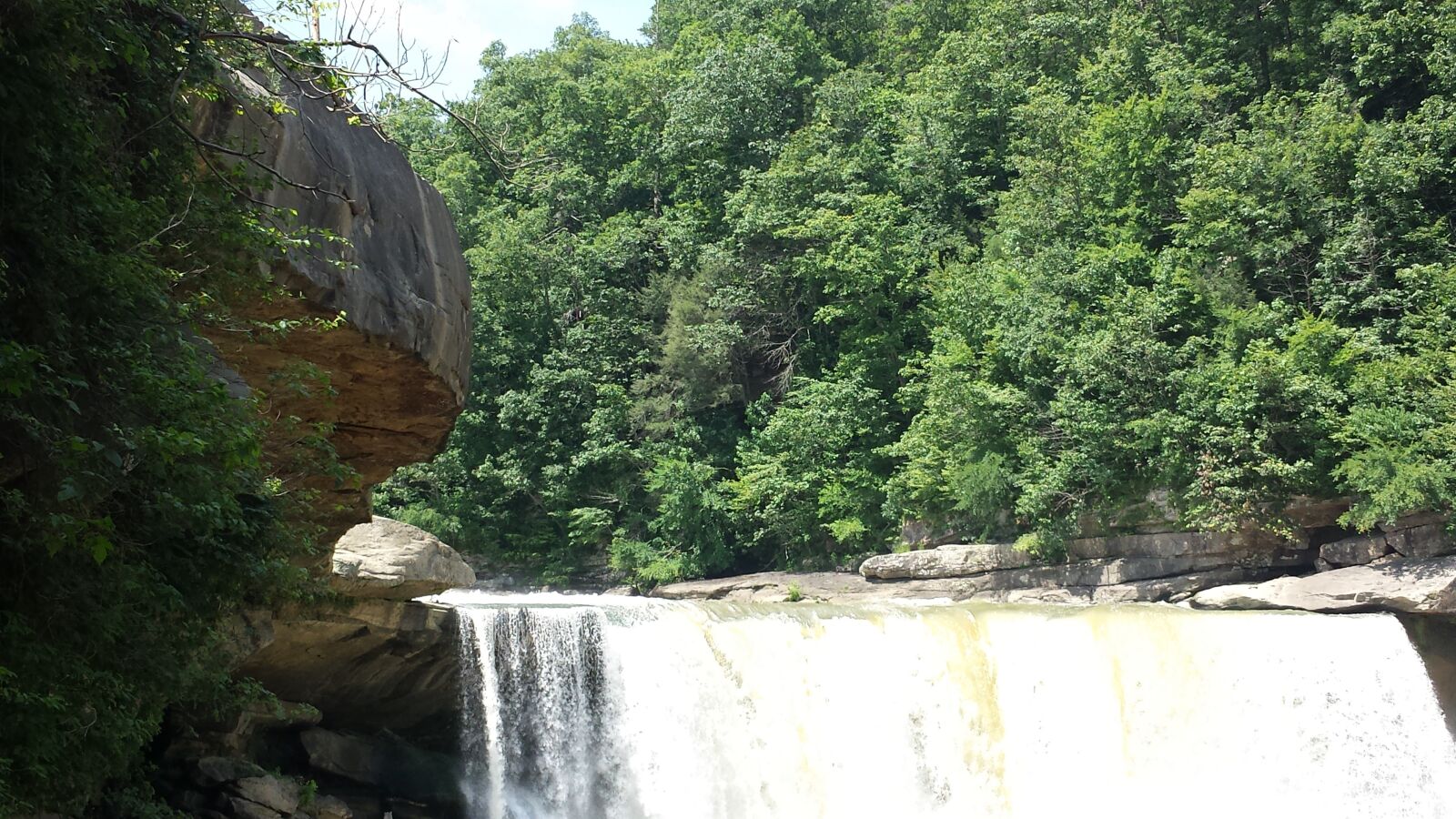 Samsung Galaxy S4 sample photo. Nature, waterfall, landscape photography