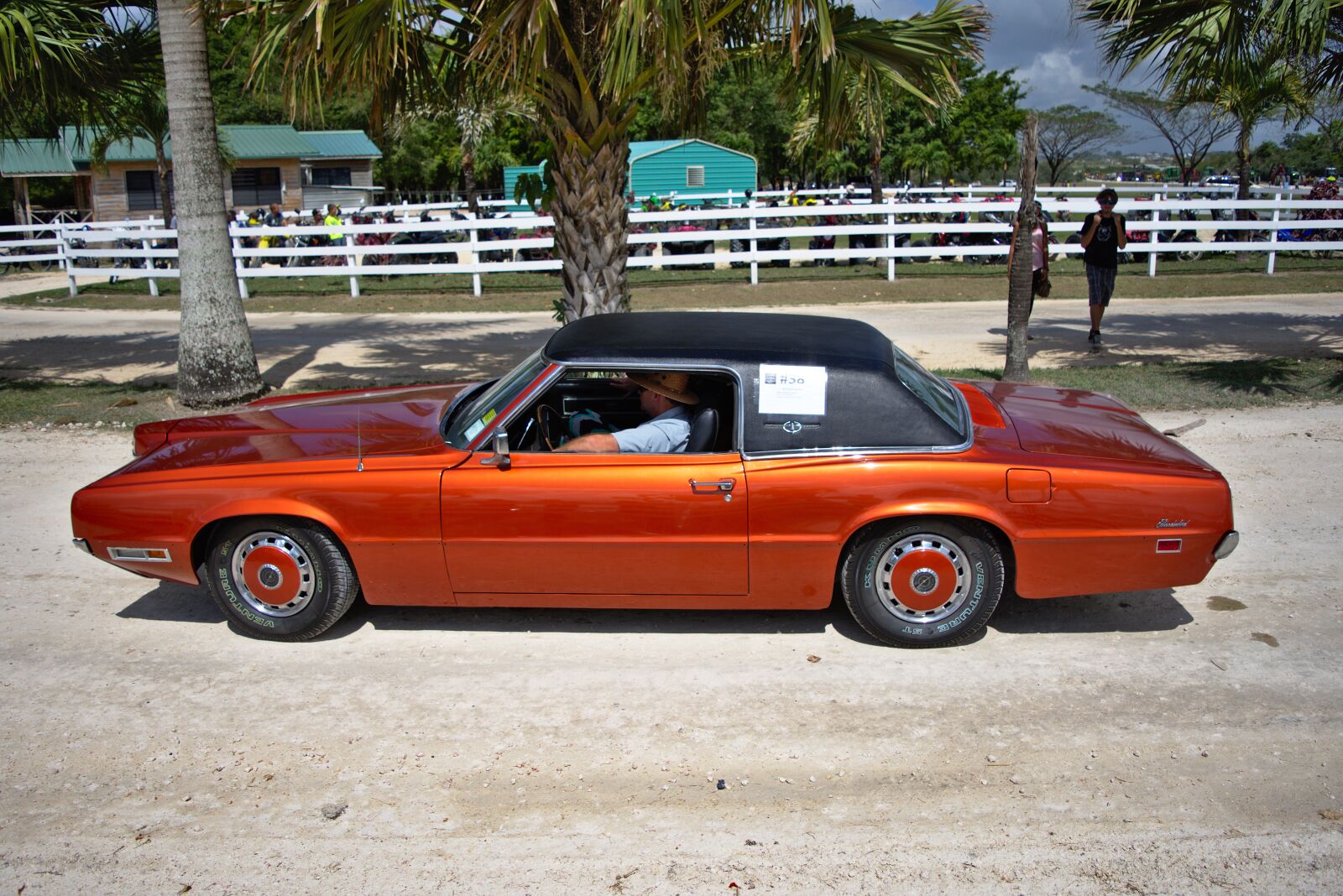 Nikon D7200 sample photo. Car, vehicle, transportation system photography