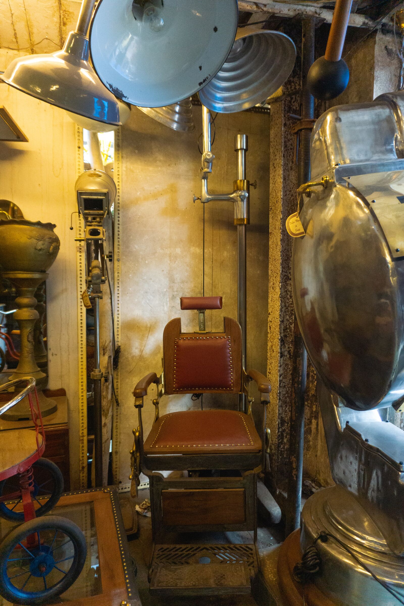 Sony a6000 sample photo. Dentist, vintage, stress photography