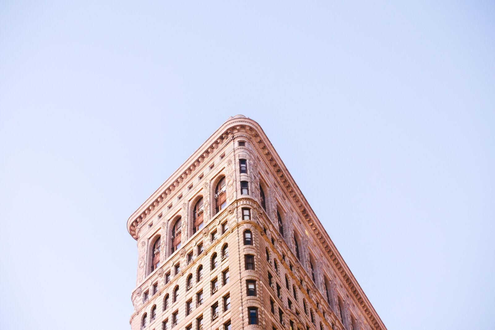 Canon EOS 6D + Canon EF 50mm F1.4 USM sample photo. Architecture, building, high-rise photography