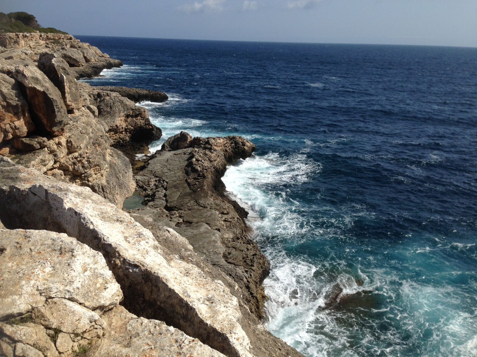 iPhone 5c back camera 4.12mm f/2.4 sample photo. Rock, ocean, coast photography