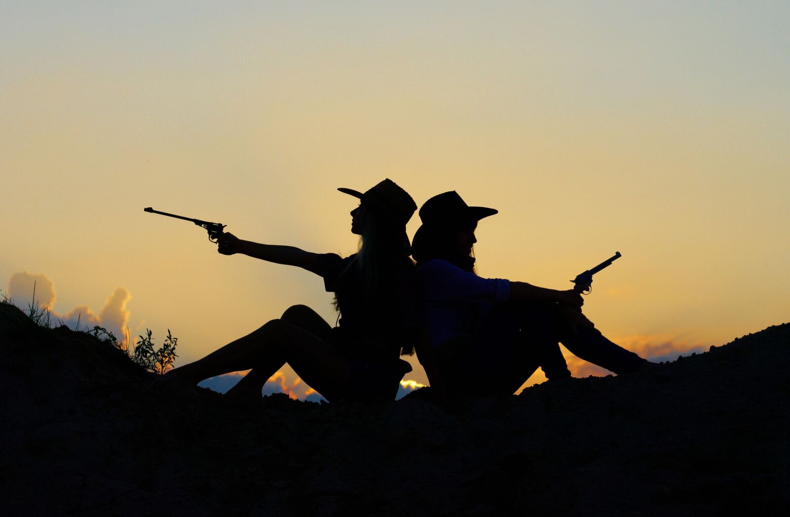Pentax K20D sample photo. Silhouette, evening, sunset photography