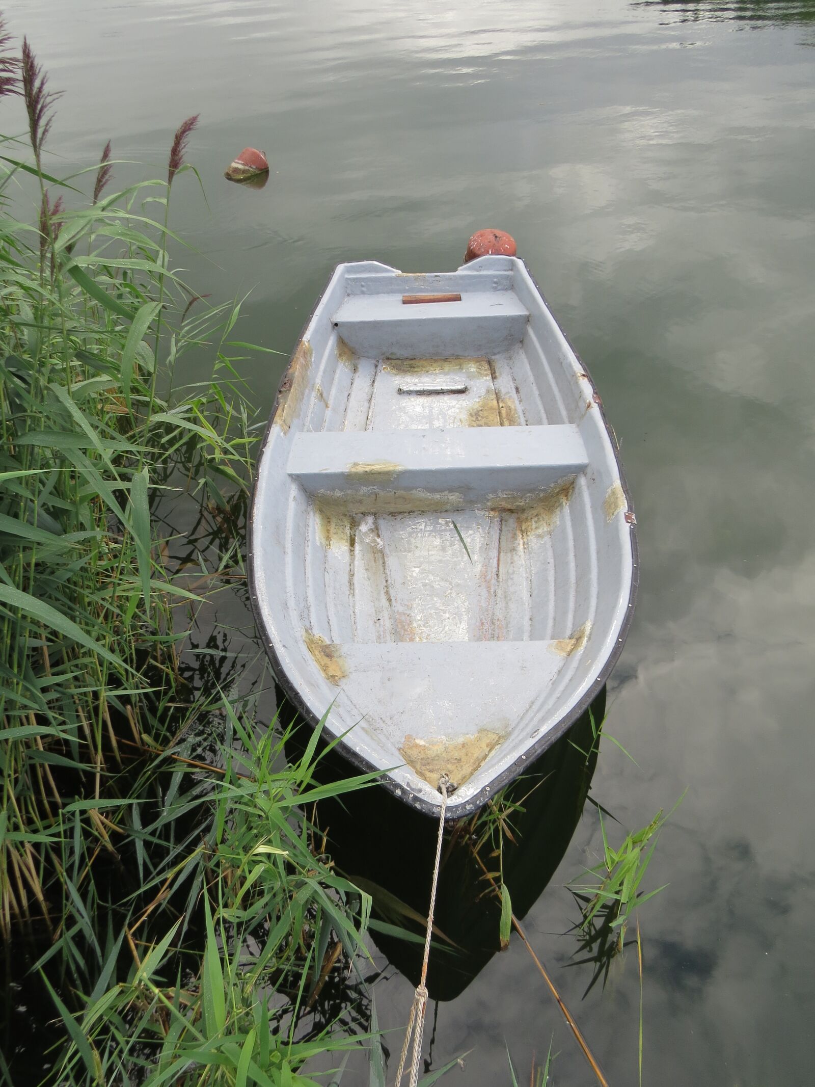 Canon PowerShot SX50 HS sample photo. Old boat, boat, lake photography