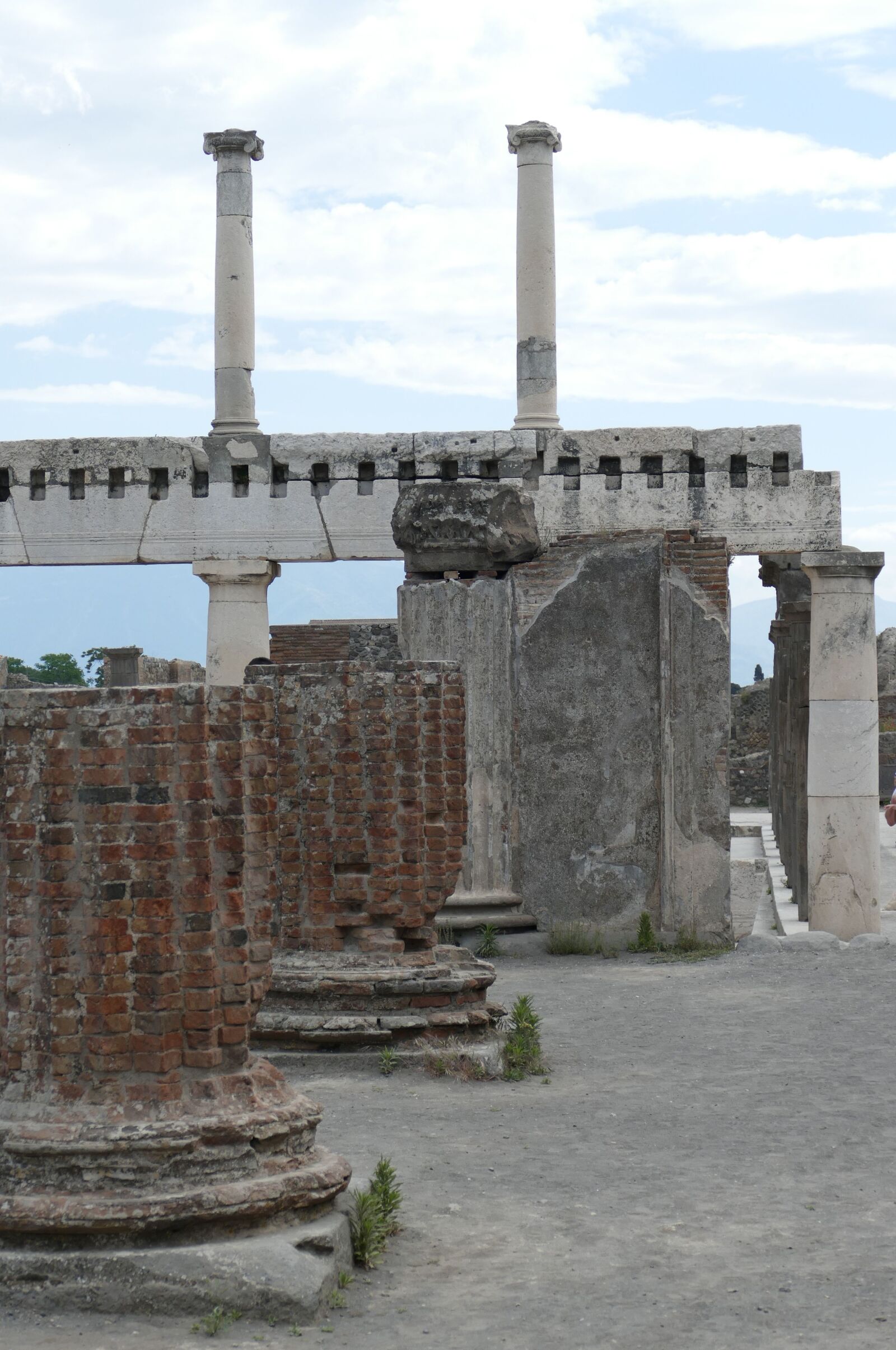 Panasonic Lumix DMC-FZ1000 sample photo. Pompeii, naples, unesco world photography