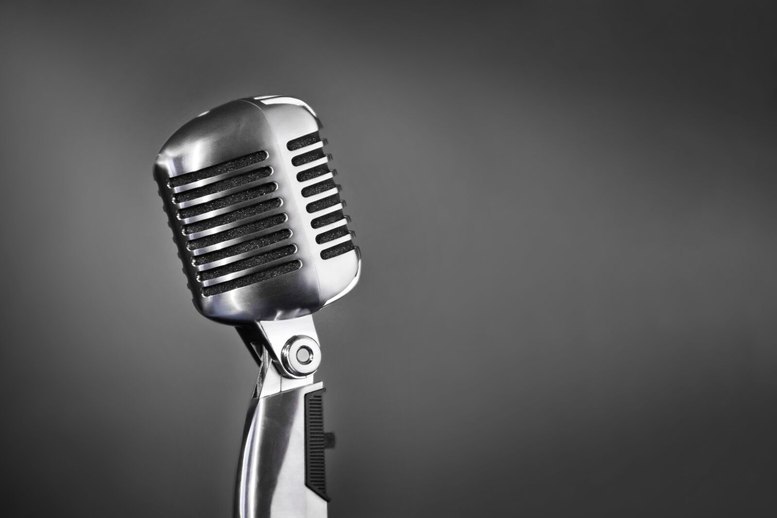 Canon EOS 7D sample photo. Microphone, retro, style photography