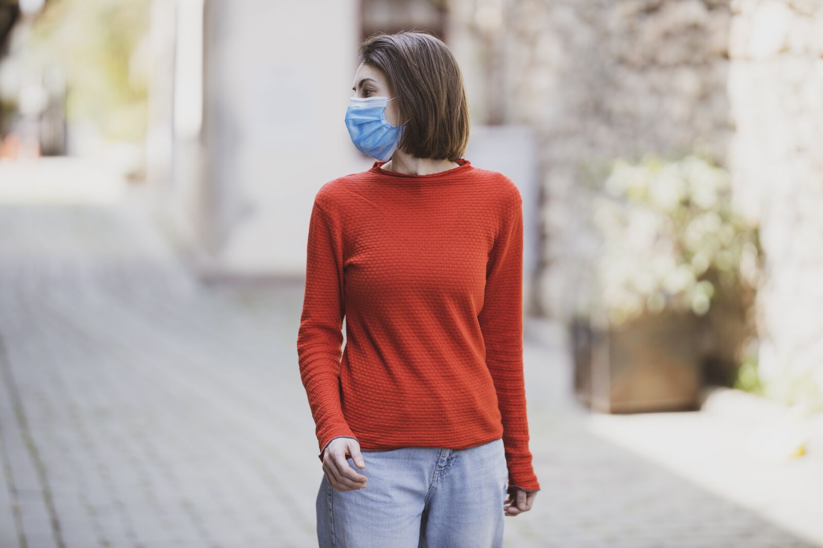 Canon EOS R + Canon RF 85mm F1.2L USM sample photo. Mask, coronavirus, quarantine photography