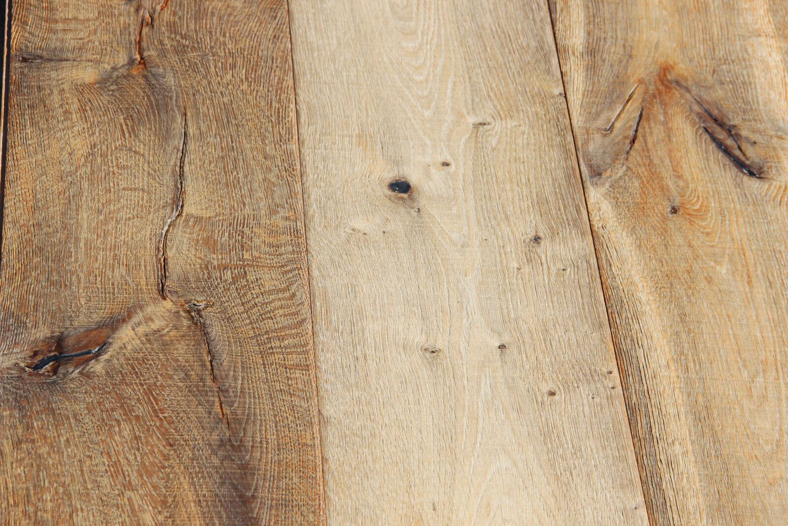 Canon EF-S 18-135mm F3.5-5.6 IS sample photo. Floor, oak, wood photography