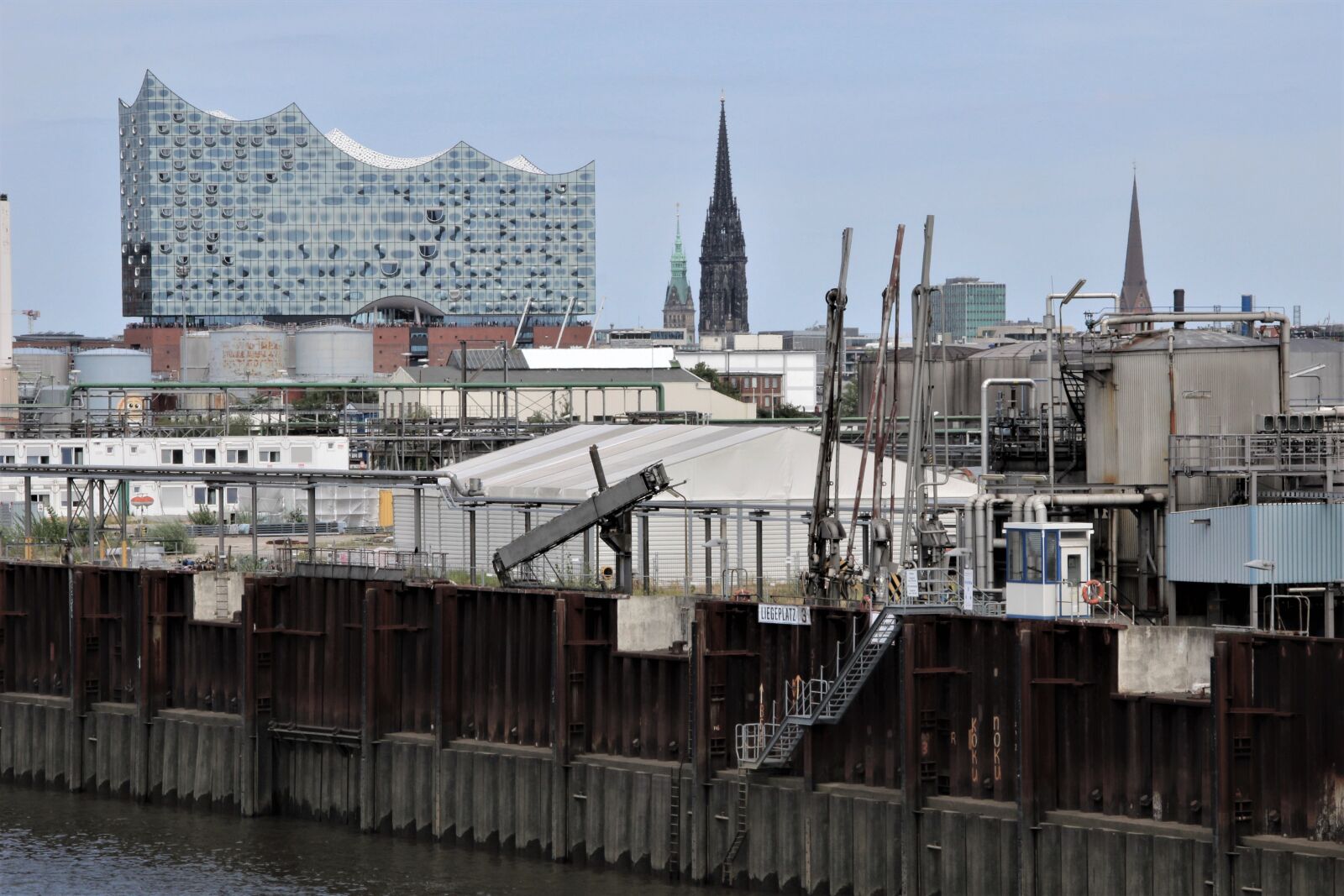 Canon EOS 600D (Rebel EOS T3i / EOS Kiss X5) sample photo. Elphi, hamburg, elbe philharmonic photography