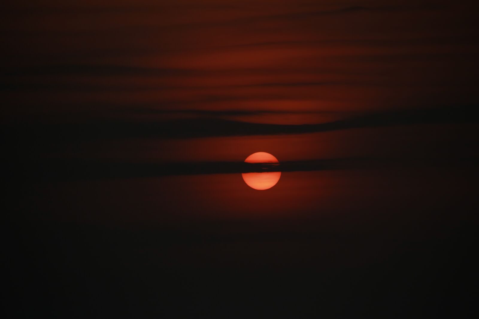 Canon EOS 760D (EOS Rebel T6s / EOS 8000D) sample photo. Sunset, golden sunset, sky photography