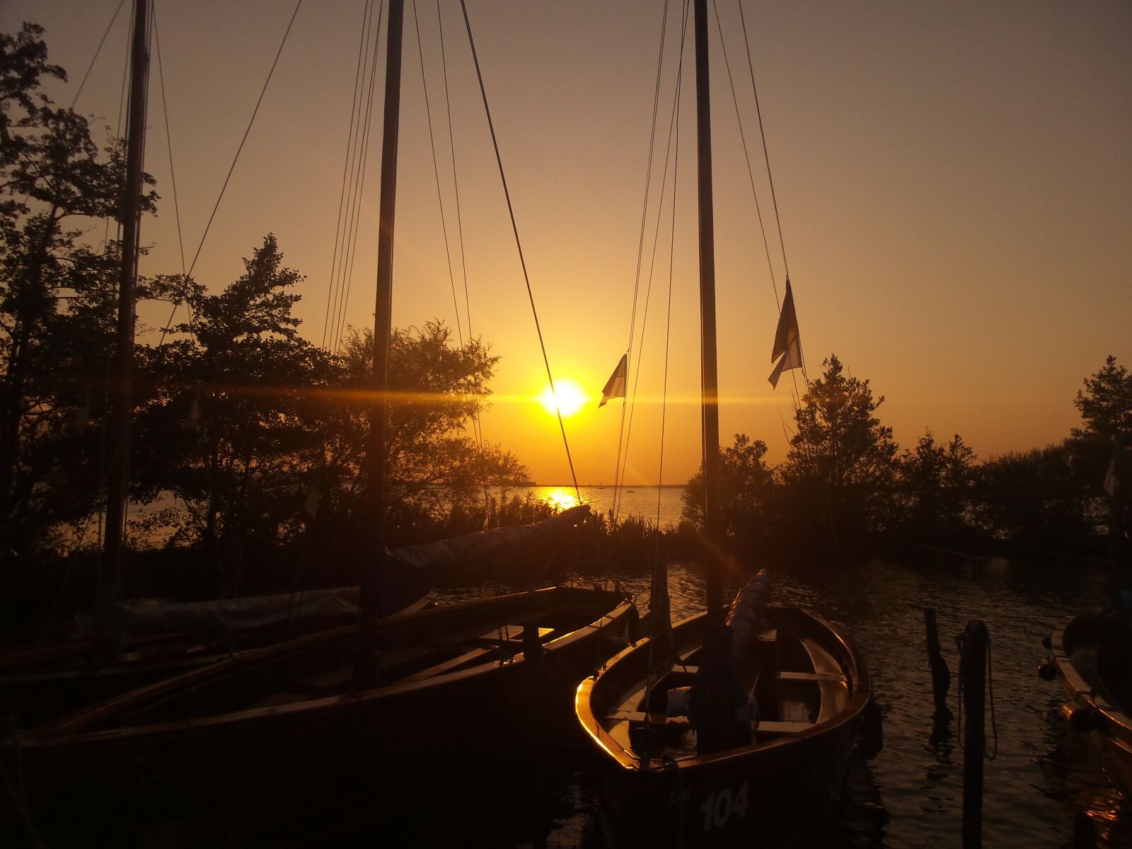 Samsung Galaxy S4 Zoom sample photo. Sunset, abendstimmung, setting sun photography