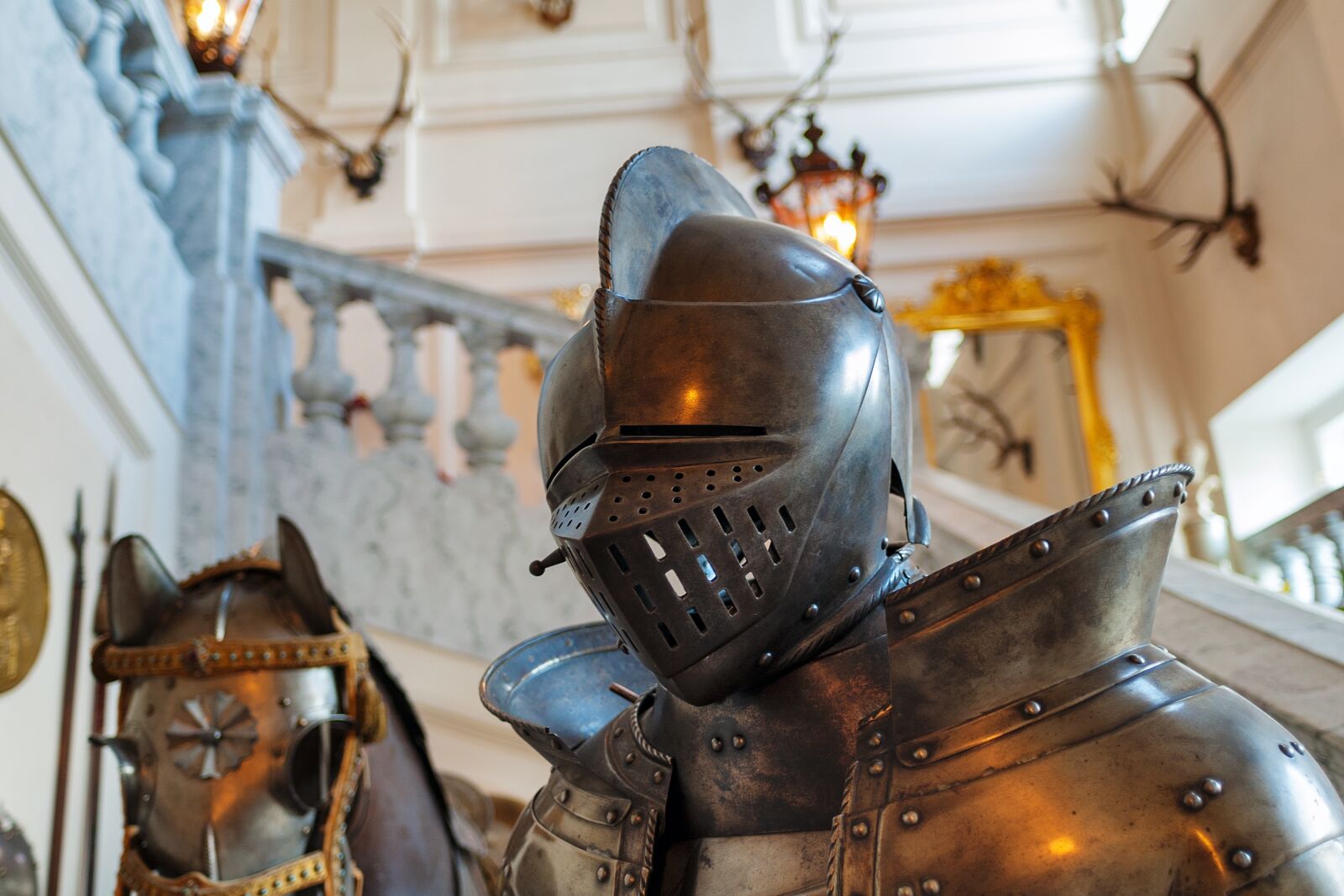 Nikon D50 sample photo. Knight, armor, castle photography