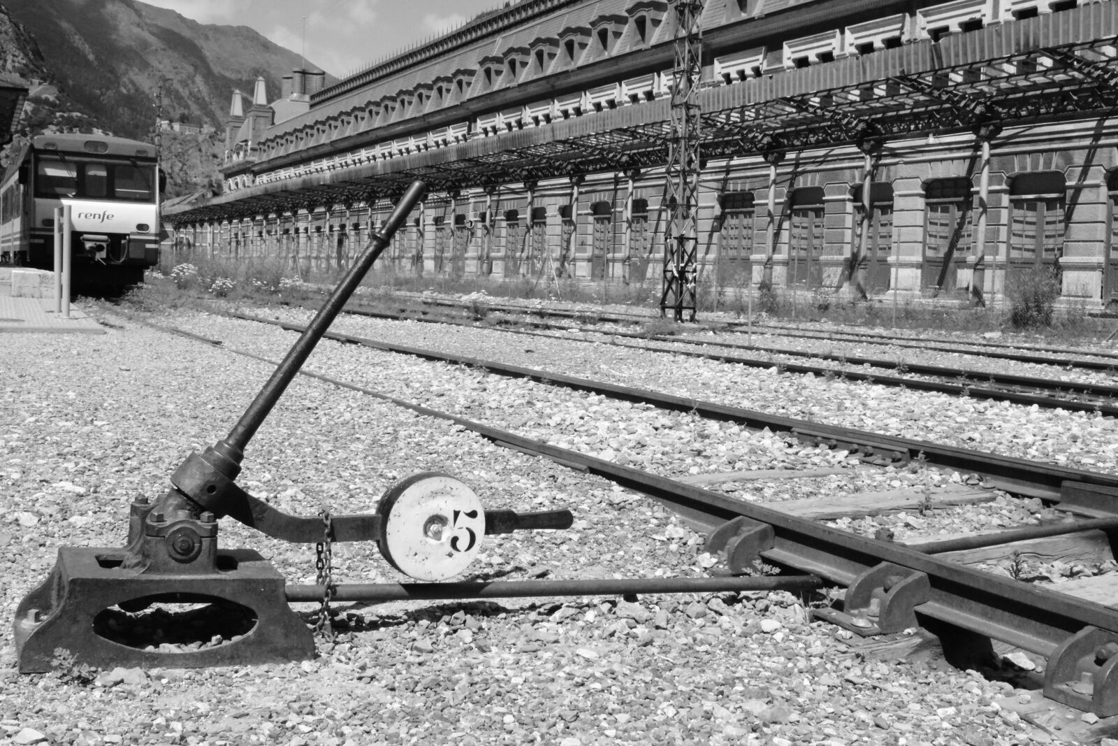 Nikon D3300 sample photo. Station, train, via photography