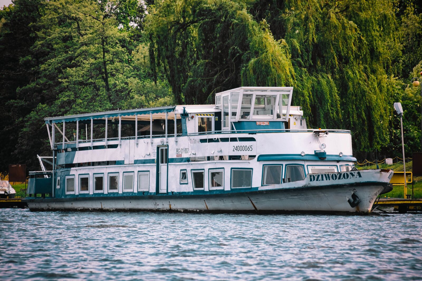 Canon EOS 50D sample photo. Water, ship, holiday photography