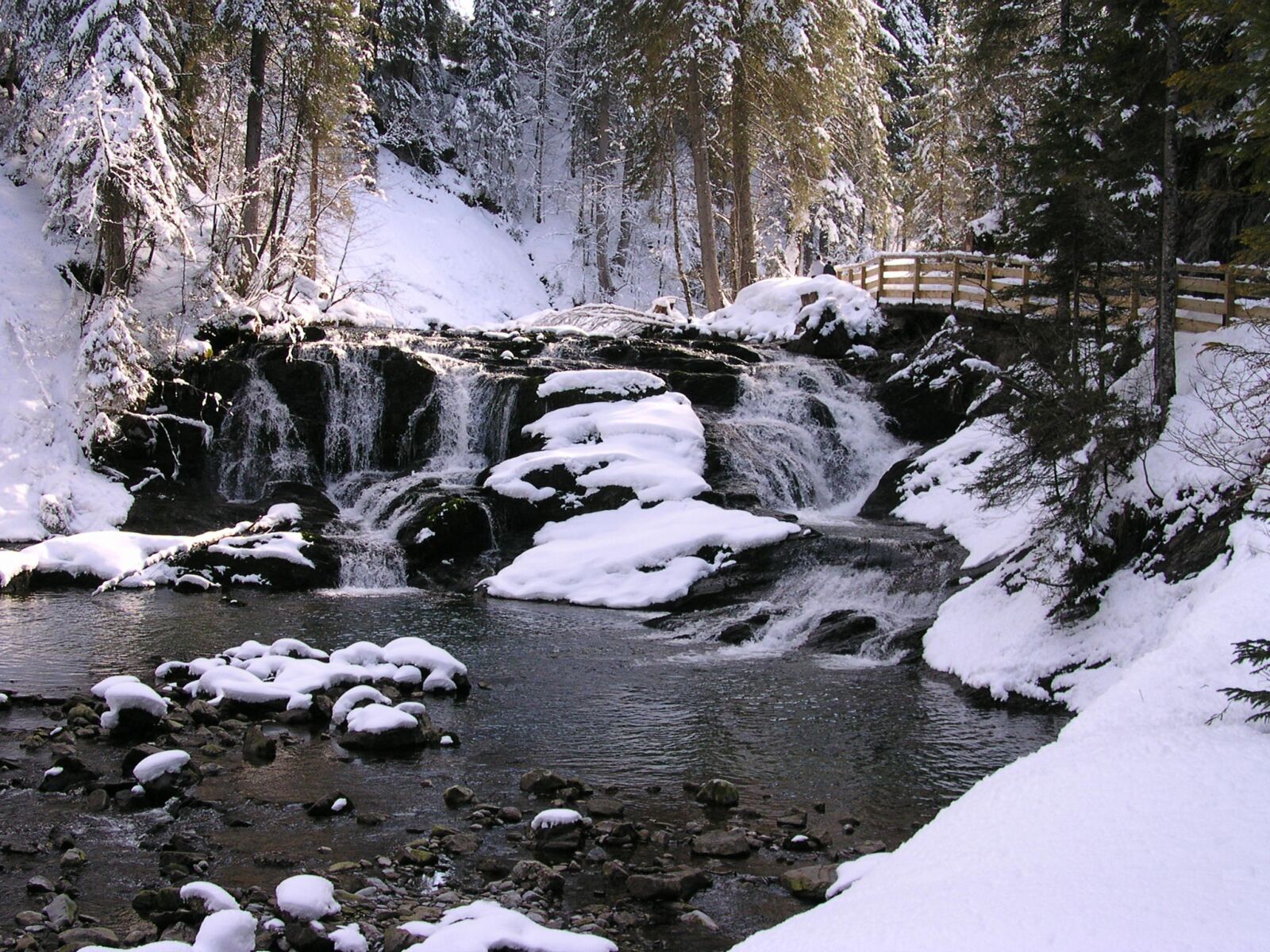 Nikon E3500 sample photo. Kleinwalsertal, austria, winter photography