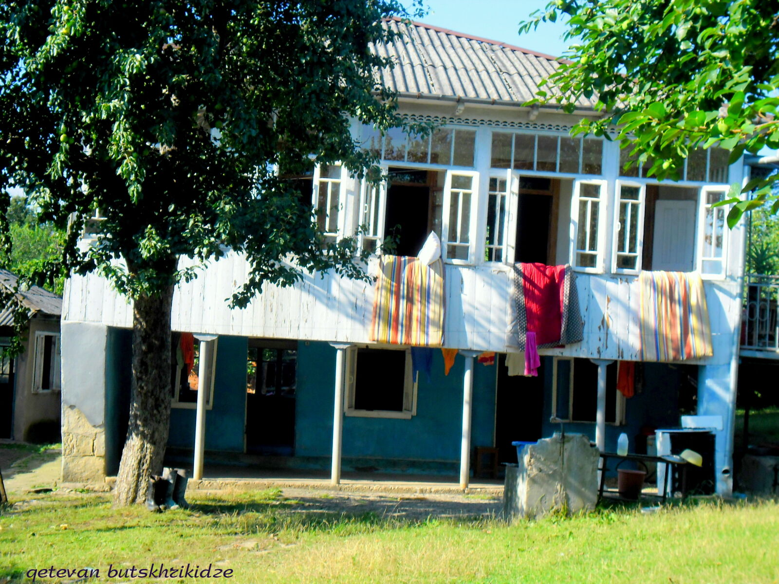 Samsung ES80/ ES81 sample photo. Nature, old, village photography