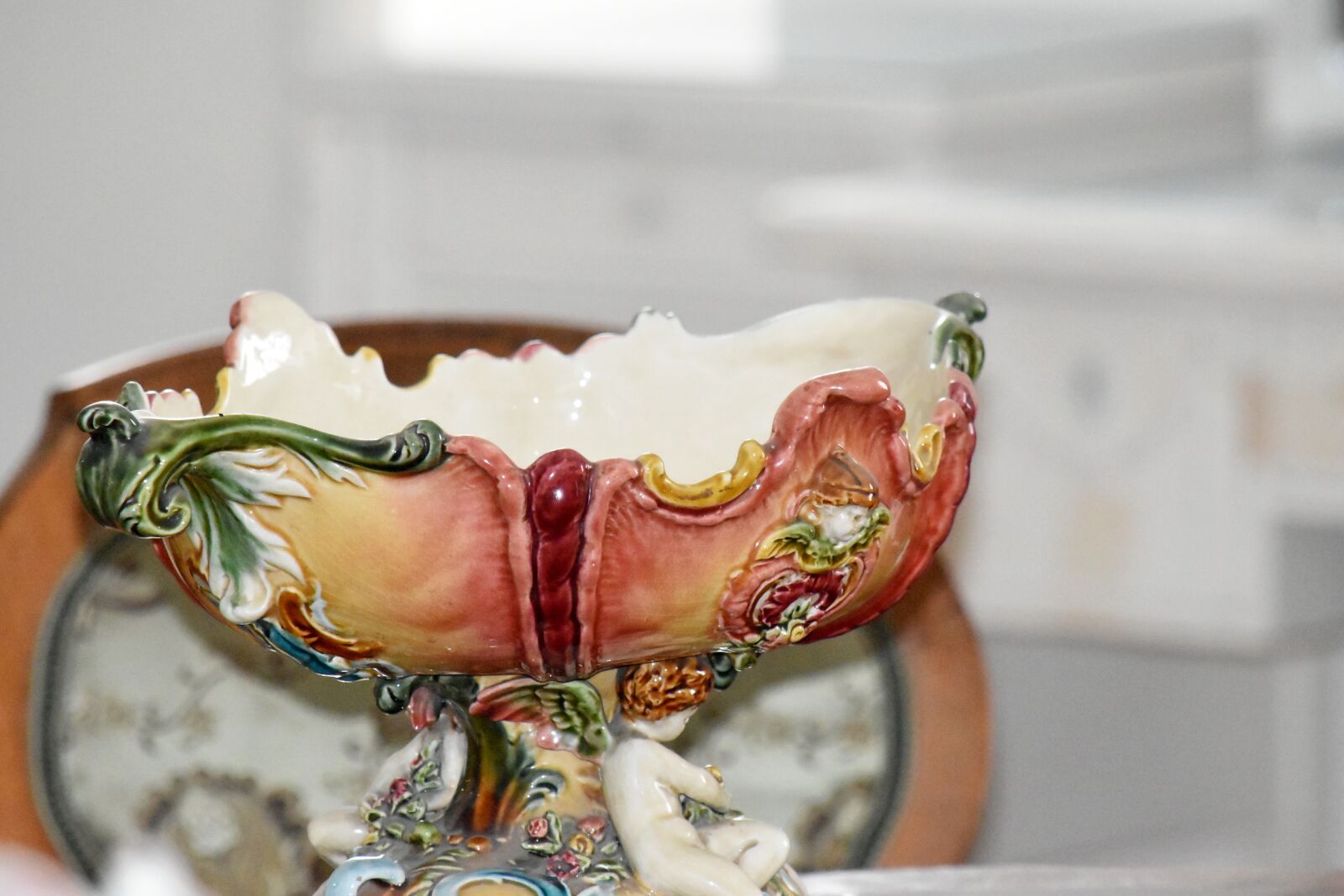 Nikon D5500 sample photo. Art, colourful, vase, porcelain photography