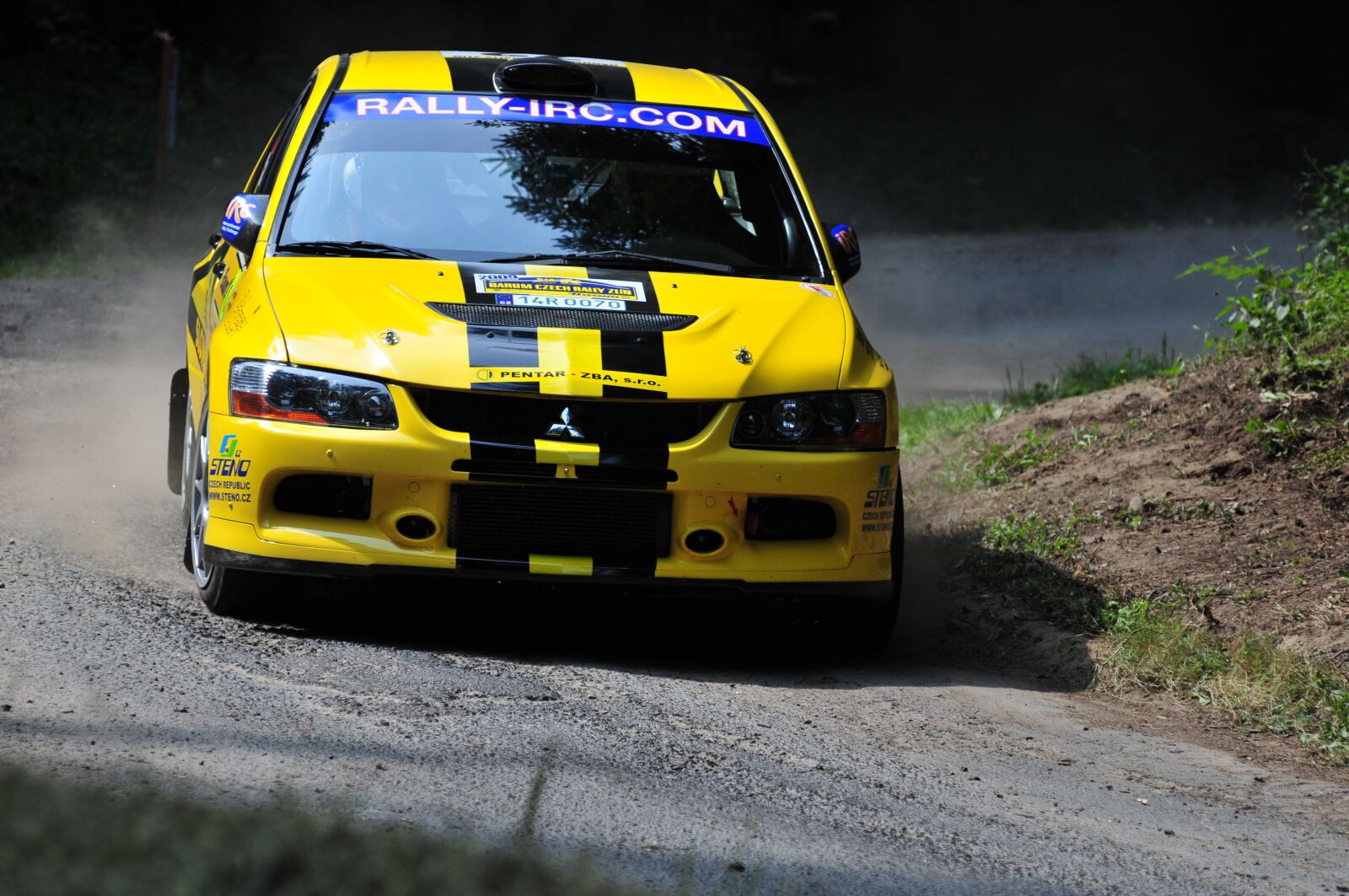 Nikon D300 sample photo. Rally, yellow, car photography